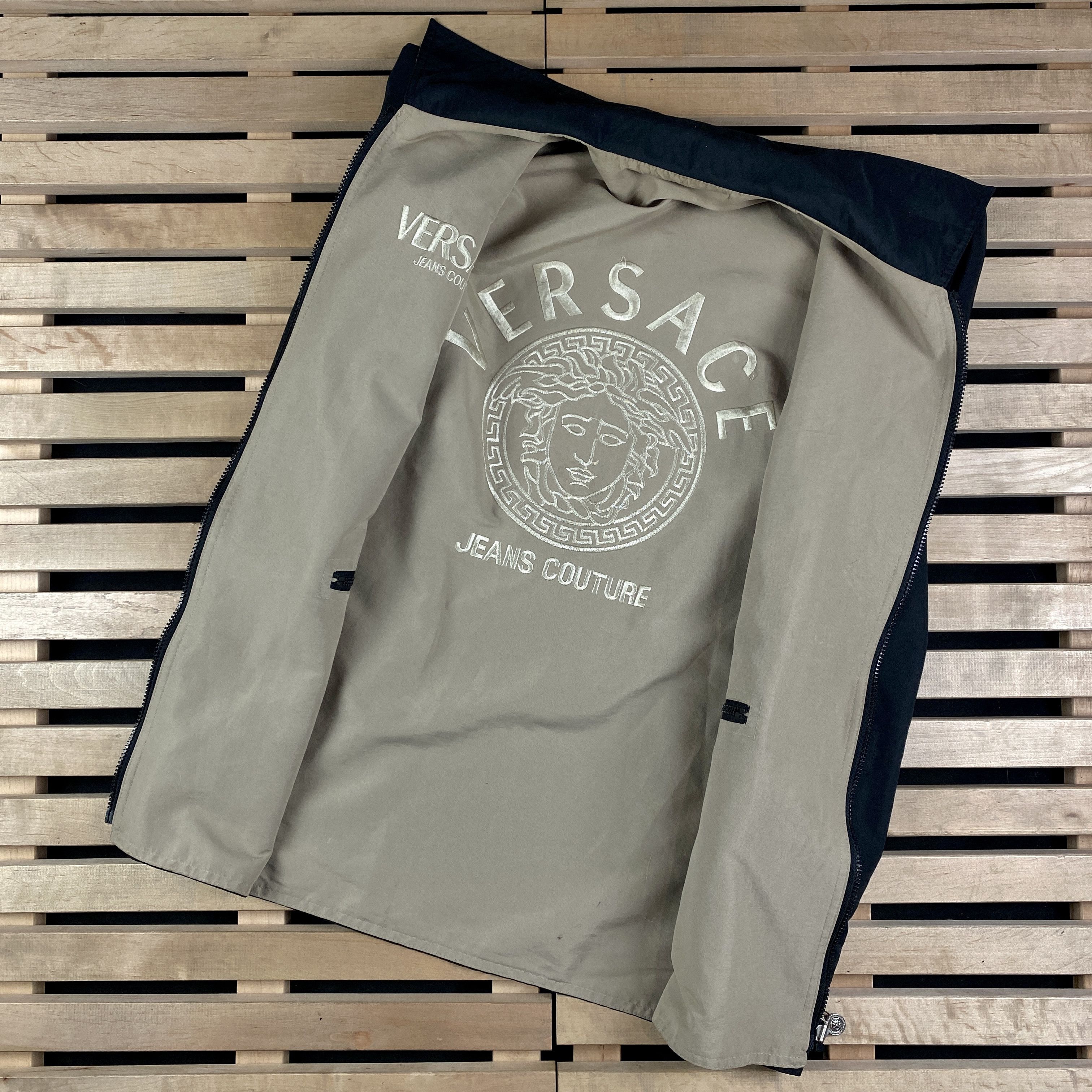 Versace × Versace Jeans Couture × Vintage Reversible Jacket Versace Jeans Couture Big Logo Size XL Size US XL / EU 56 / 4 - 13 Thumbnail
