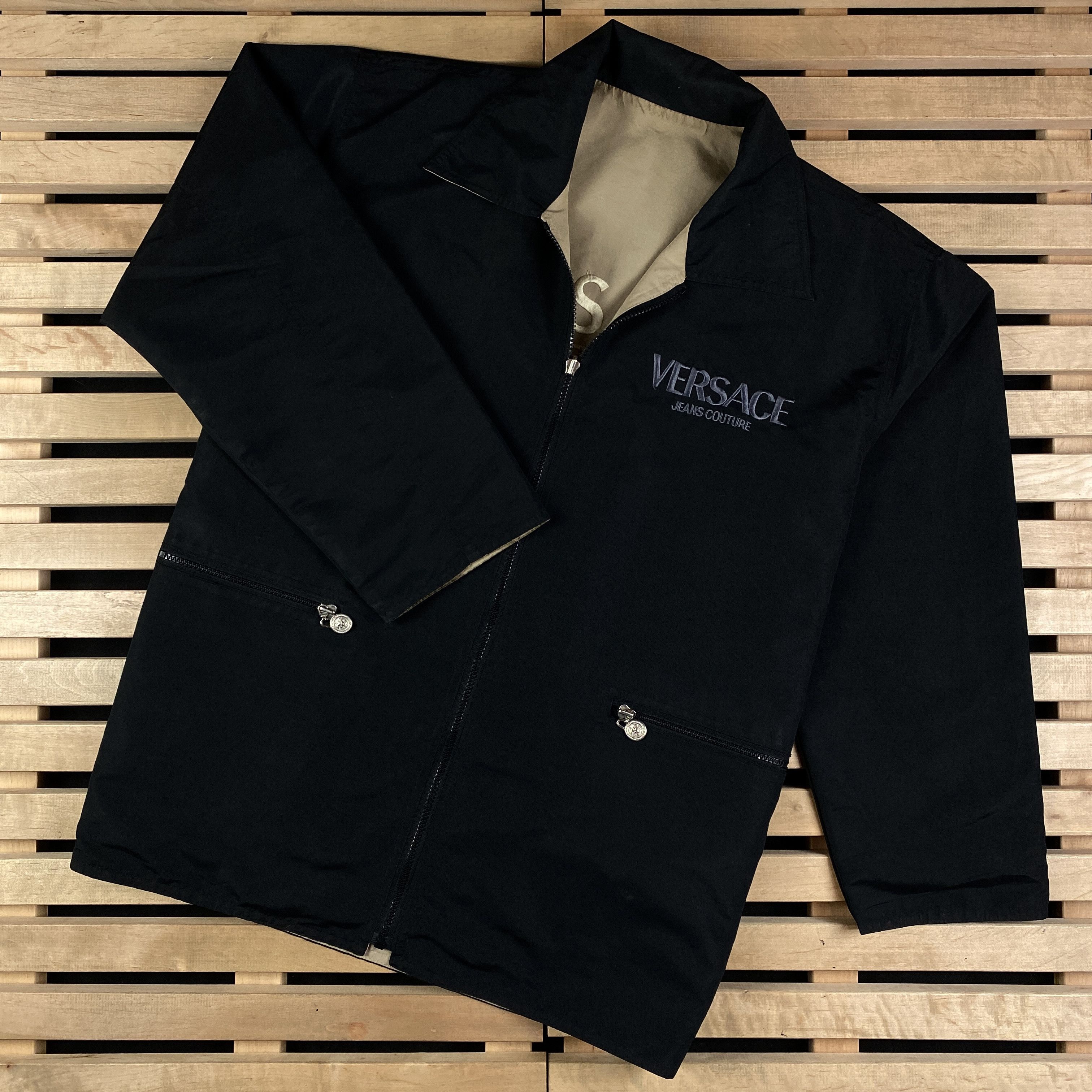 Versace × Versace Jeans Couture × Vintage Reversible Jacket Versace Jeans Couture Big Logo Size XL Size US XL / EU 56 / 4 - 8 Thumbnail