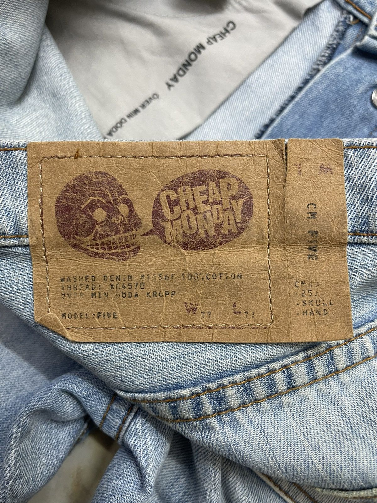 Cheap Monday Cheap Monday Over Min Doda Kropp Distressed design denim Size US 33 - 9 Thumbnail