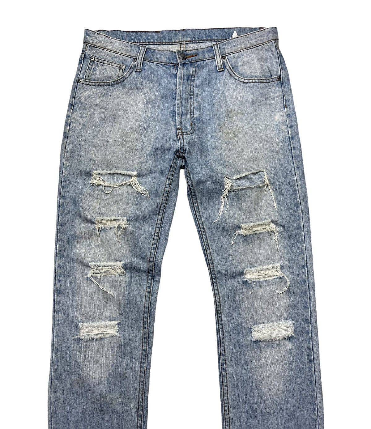 Cheap Monday Cheap Monday Over Min Doda Kropp Distressed design denim Size US 33 - 3 Thumbnail