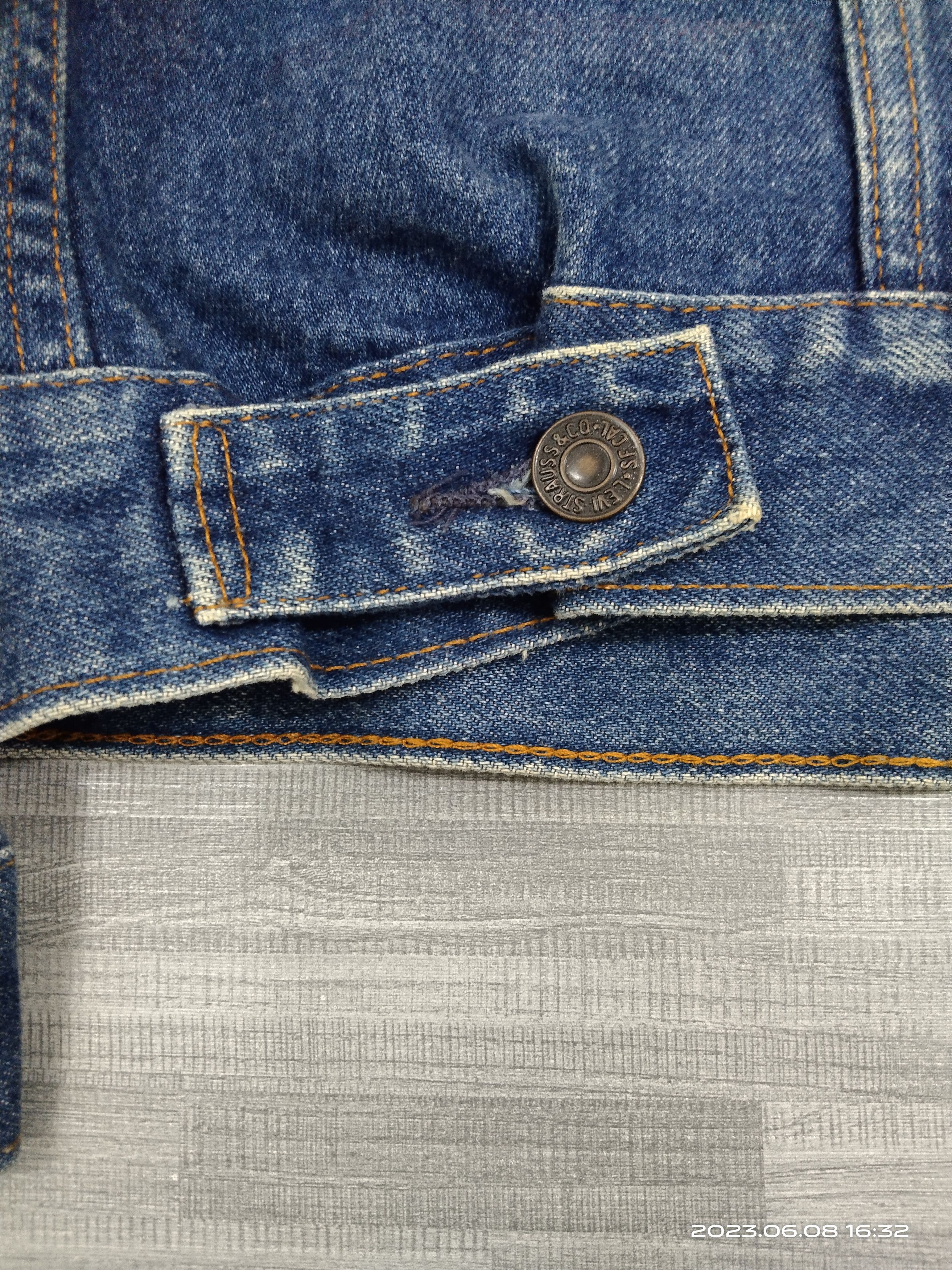 Levi's × Vintage SiCK VINTAGE 90s LEVIS DENIM JACKET Size US L / EU 52-54 / 3 - 6 Thumbnail