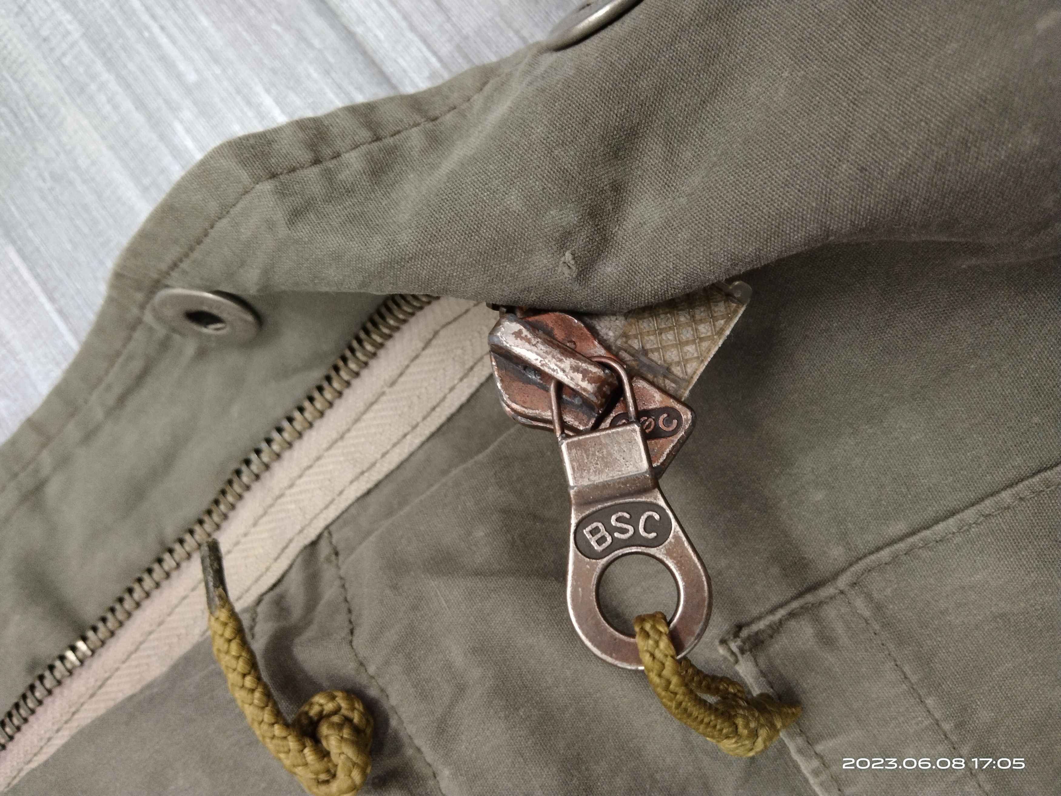 Vintage Vintage 70s/80s German Army Field Parka Hooded Olive Green Size US M / EU 48-50 / 2 - 9 Thumbnail