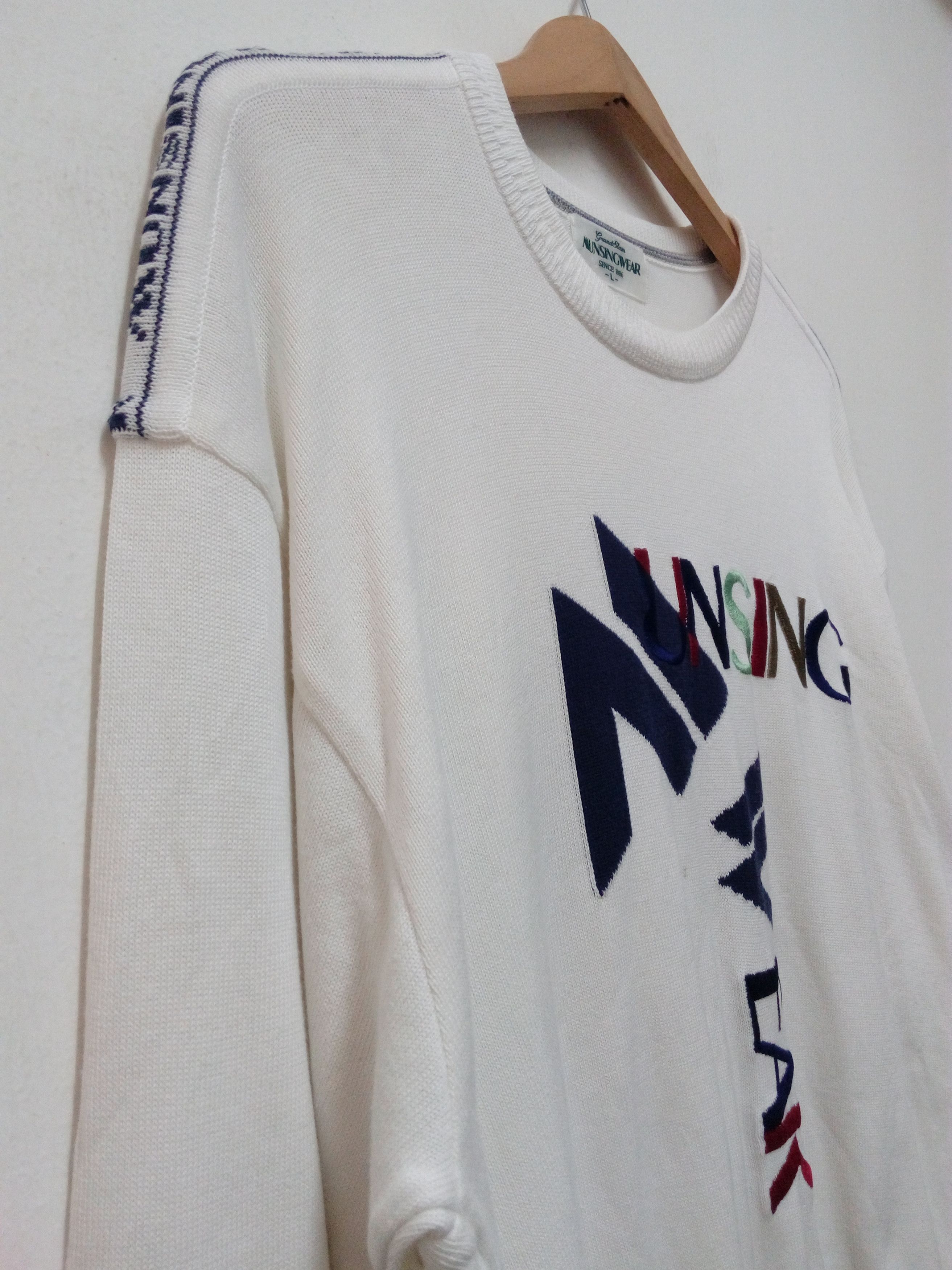 Japanese Brand × Vintage VINTAGE MUNSINGWEAR KNIT SWEATER EMBROIDERED LOGO Size US M / EU 48-50 / 2 - 3 Thumbnail