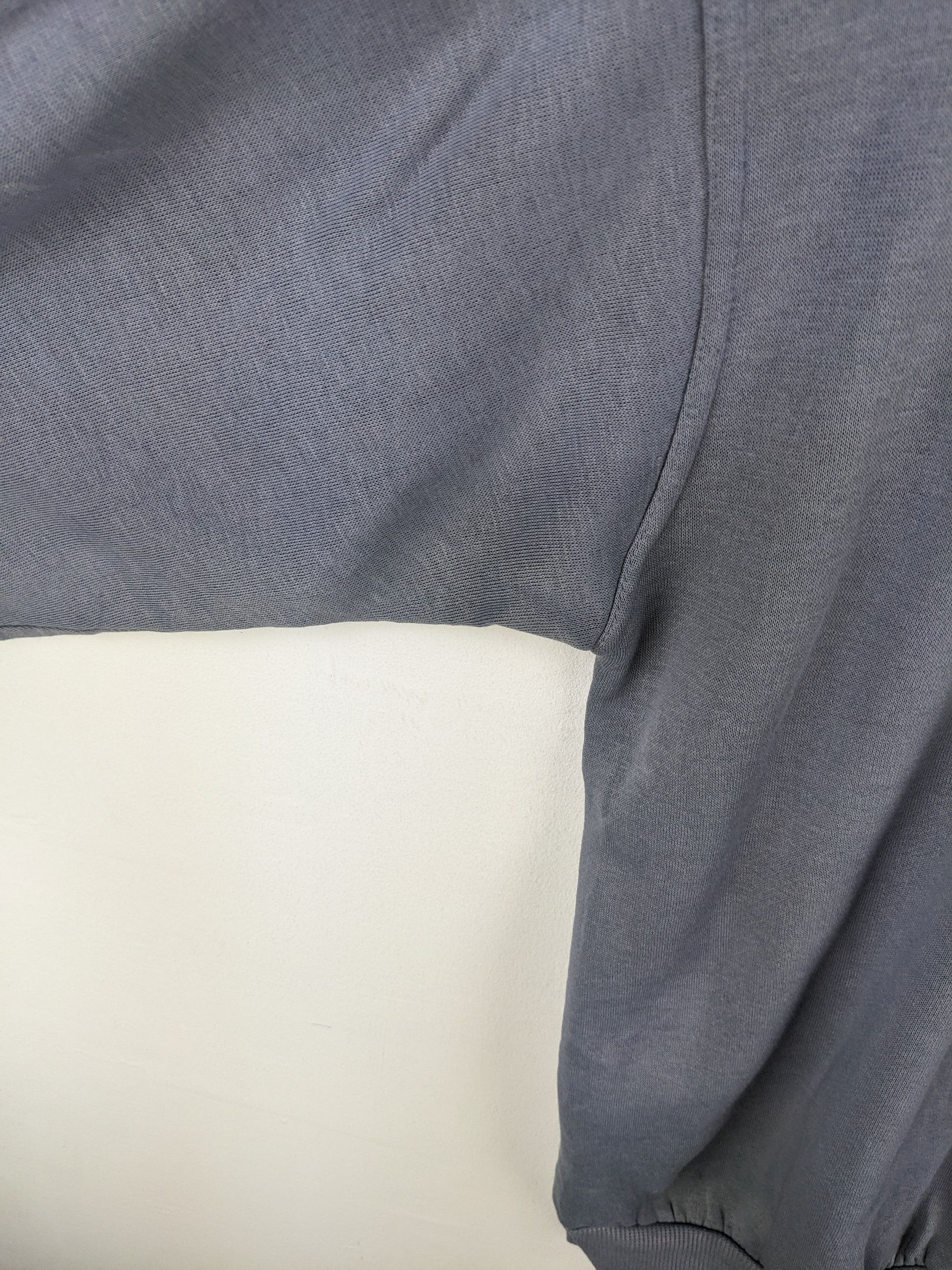Calvin Klein × Vintage Vintage Calvin Klein Sweatshirt Spell Out Distressed Size US L / EU 52-54 / 3 - 13 Thumbnail