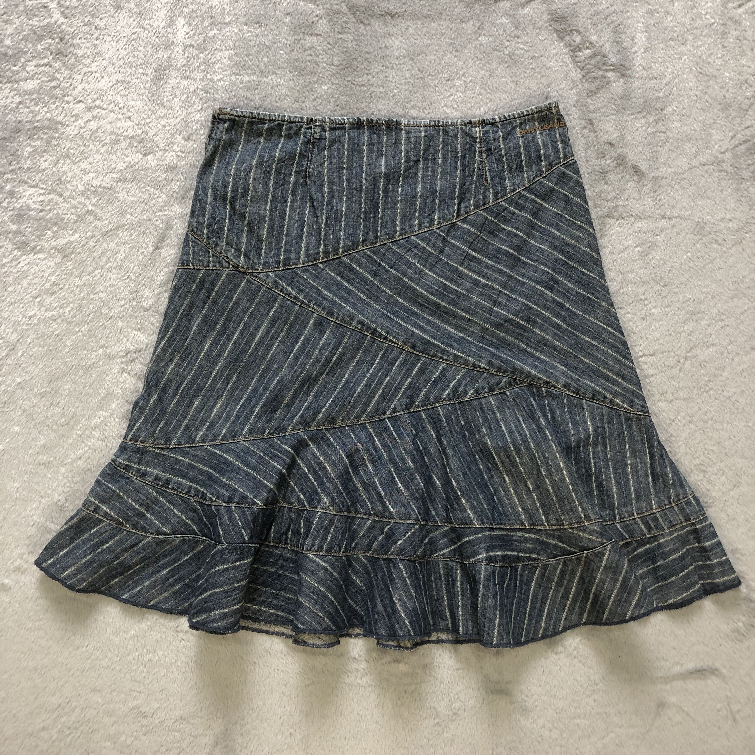 DKNY DKNY JEANS PETITES RECONSTRUCTED DENIM MINI SKIRTS #6899-96 Size 29" - 8 Thumbnail