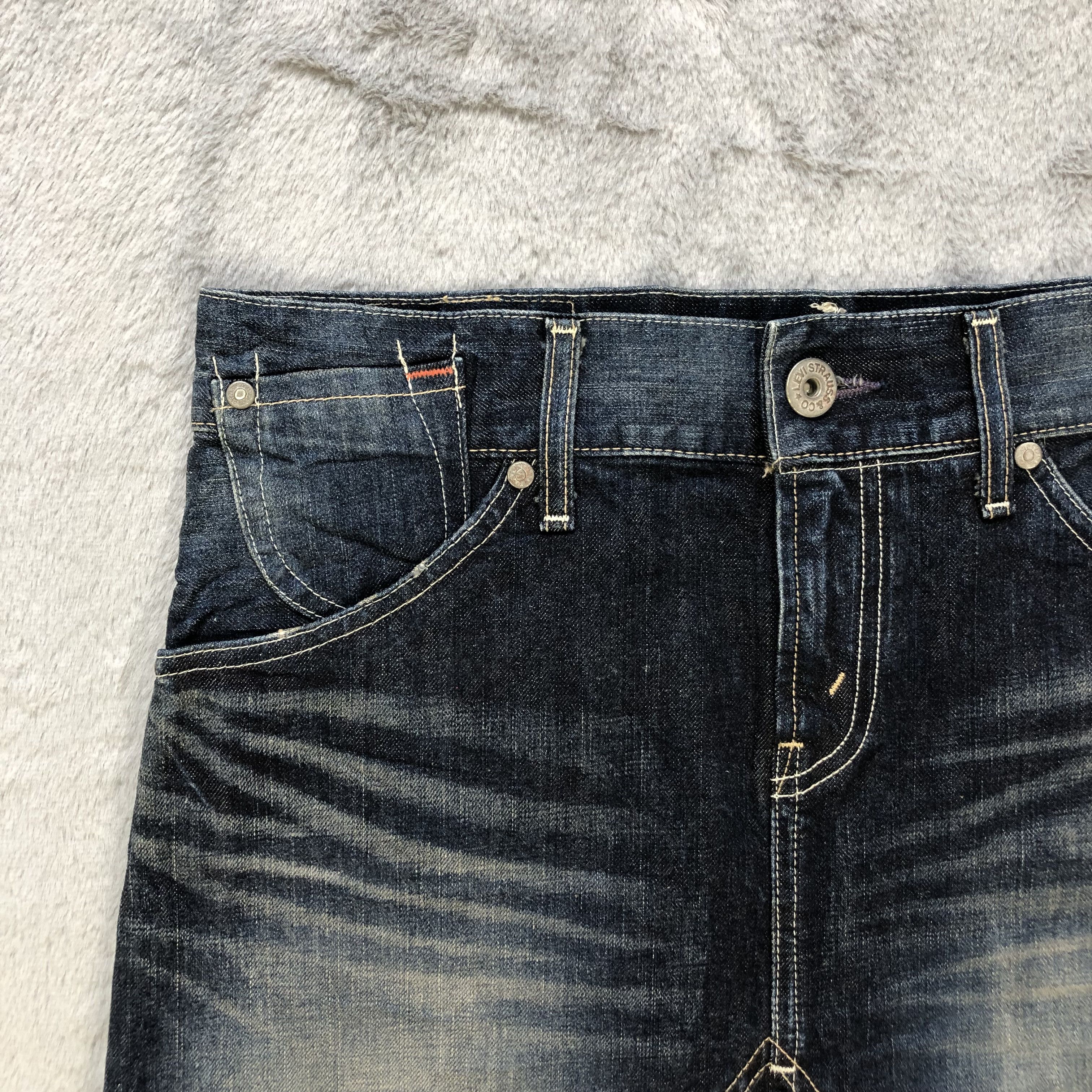 Levi's LEVIS JEANS SKIRTS #6910-96 Size 31" - 2 Thumbnail