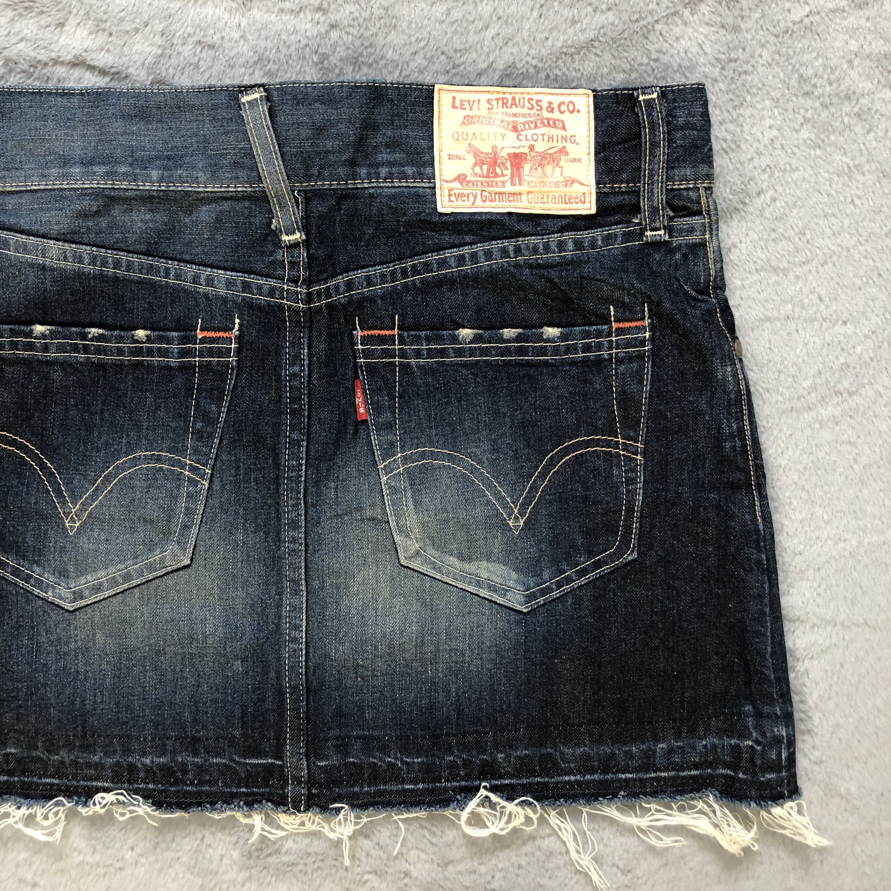 Levi's LEVIS JEANS SKIRTS #6910-96 Size 31" - 10 Thumbnail