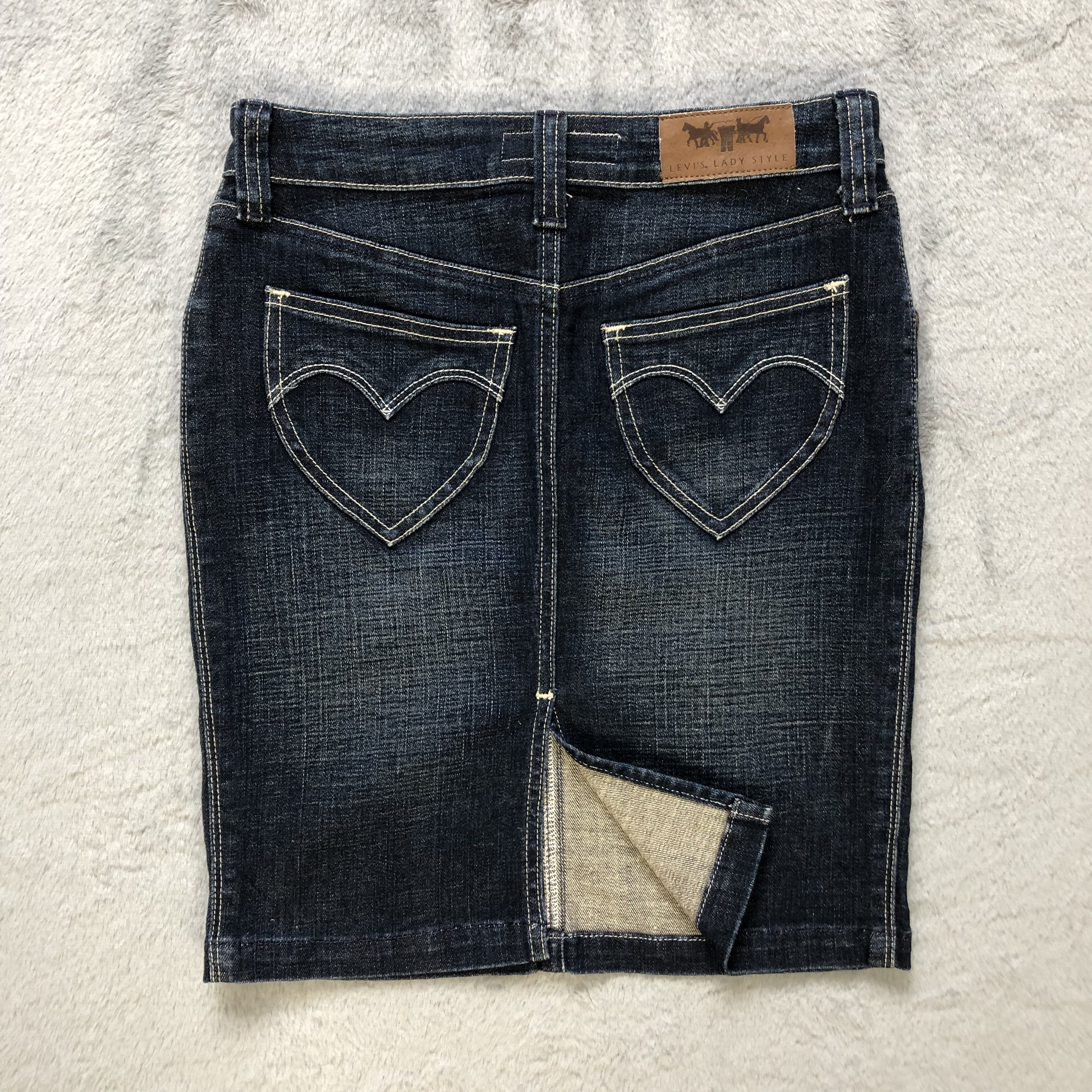 Levi's LEVIS LADY STYLE PERFECT BODY JEANS SKIRTS #6911-96 Size 27" / US 4 / IT 40 - 9 Thumbnail