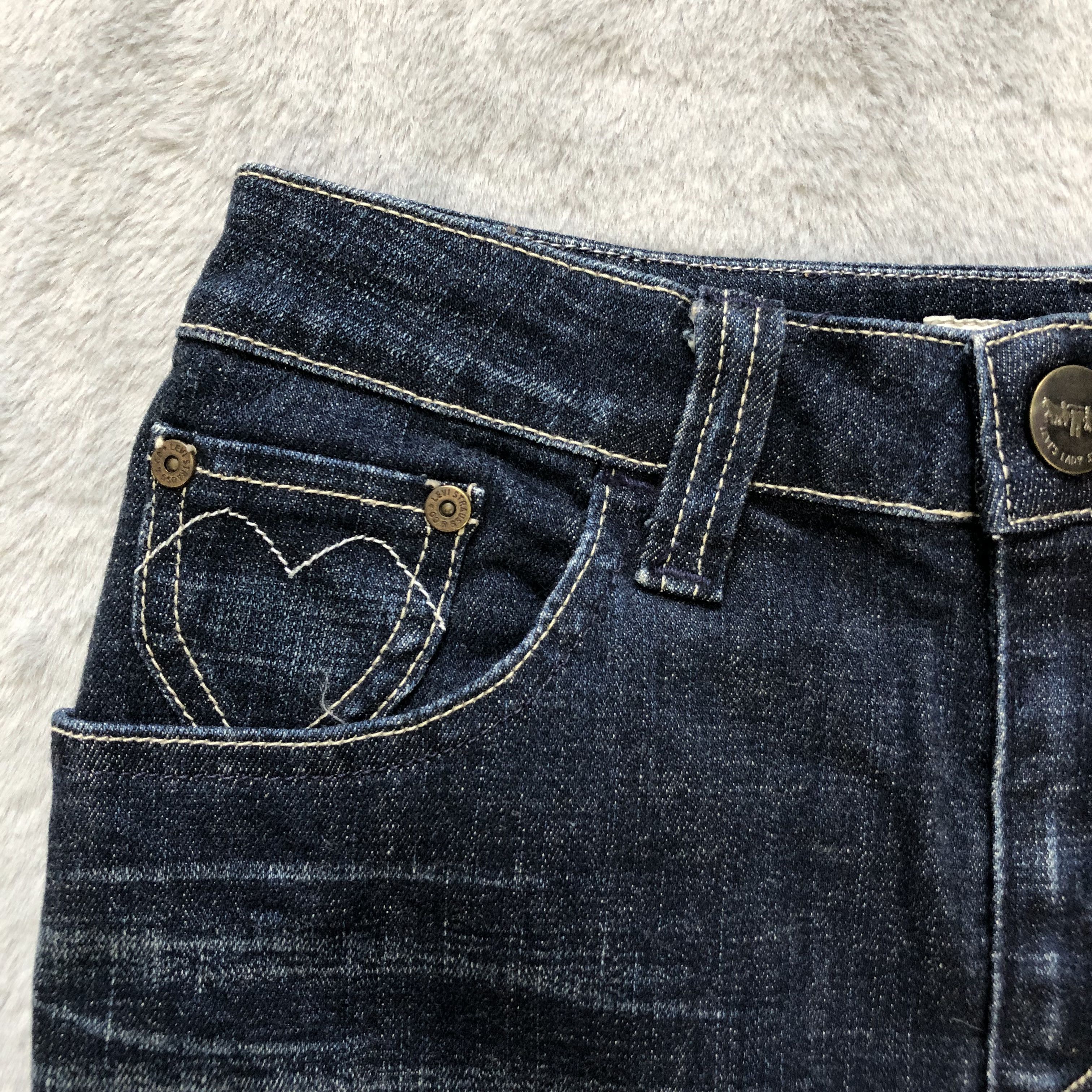Levi's LEVIS LADY STYLE PERFECT BODY JEANS SKIRTS #6911-96 Size 27" / US 4 / IT 40 - 4 Thumbnail