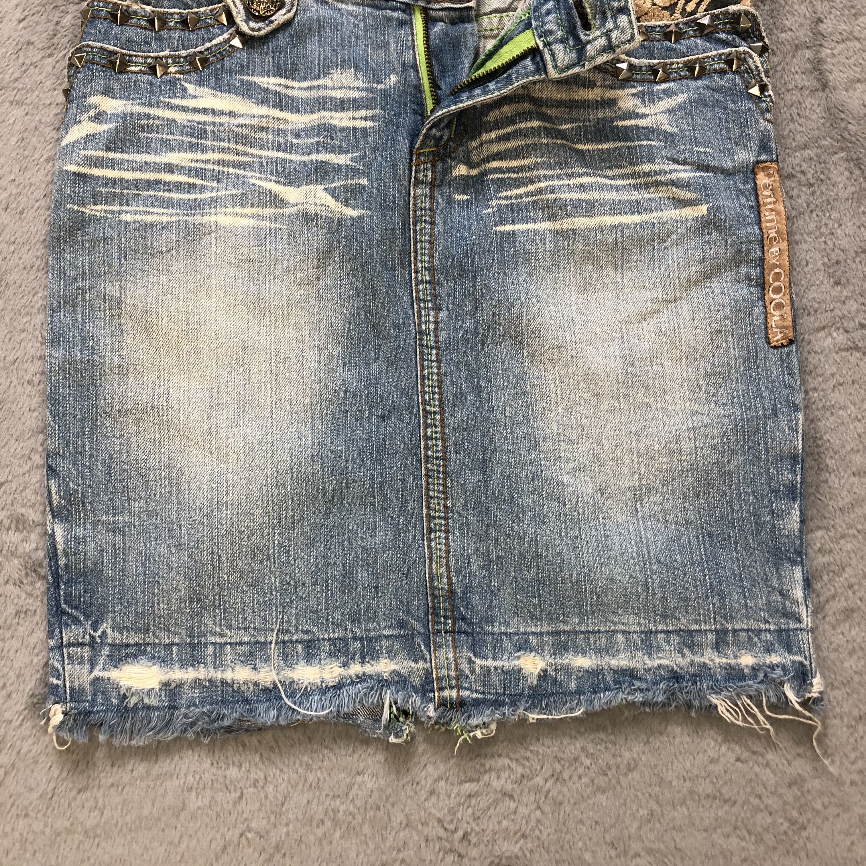 Japanese Brand PERFUME BY COOLA LIGHT WASH JEANS SKIRTS #6912-96 Size 26" / US 2 / IT 38 - 11 Thumbnail