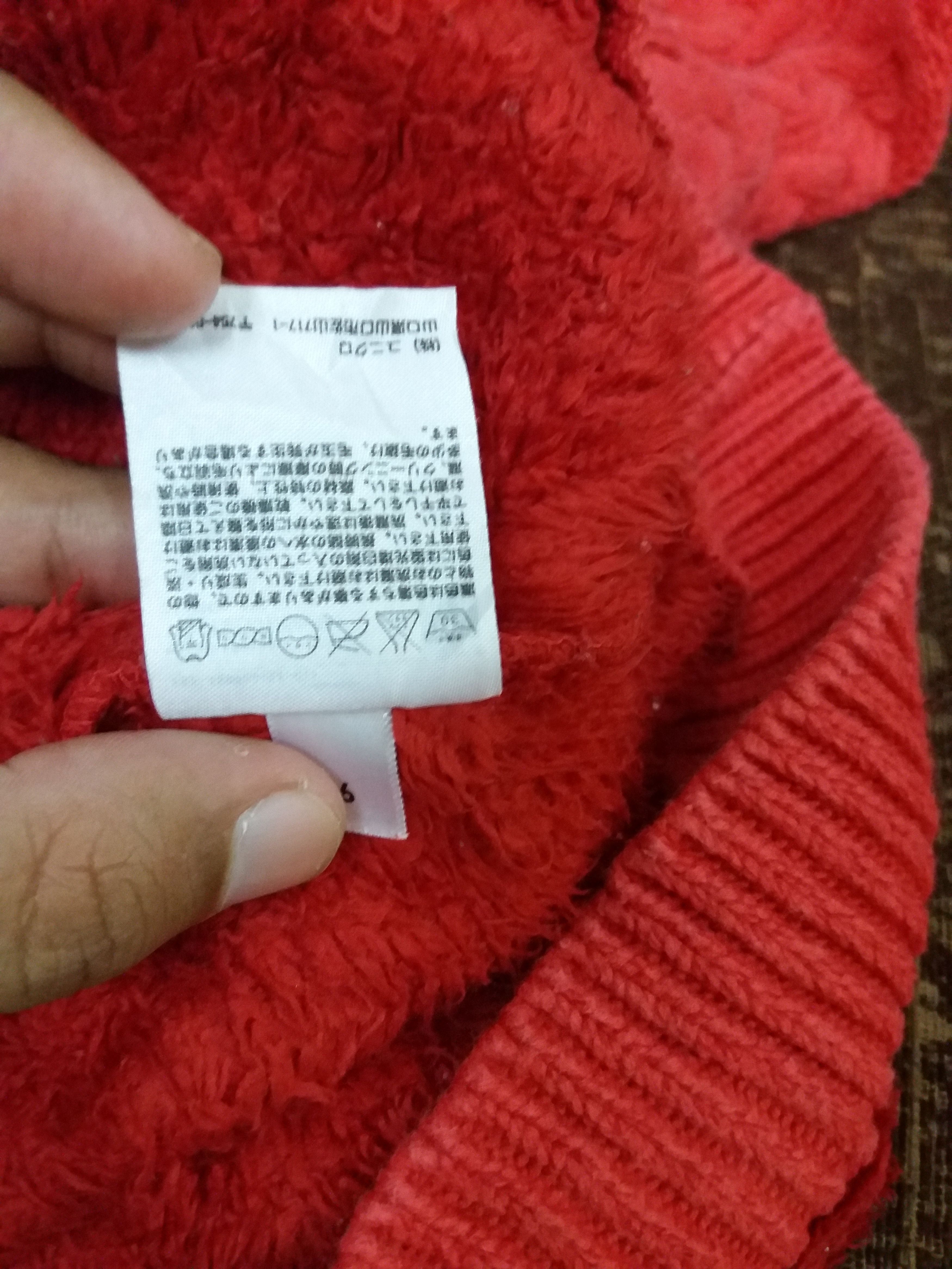 Undercover Uniqlo Undercover size 150 kids actual armpit 22.5 inches Size US M / EU 48-50 / 2 - 6 Thumbnail