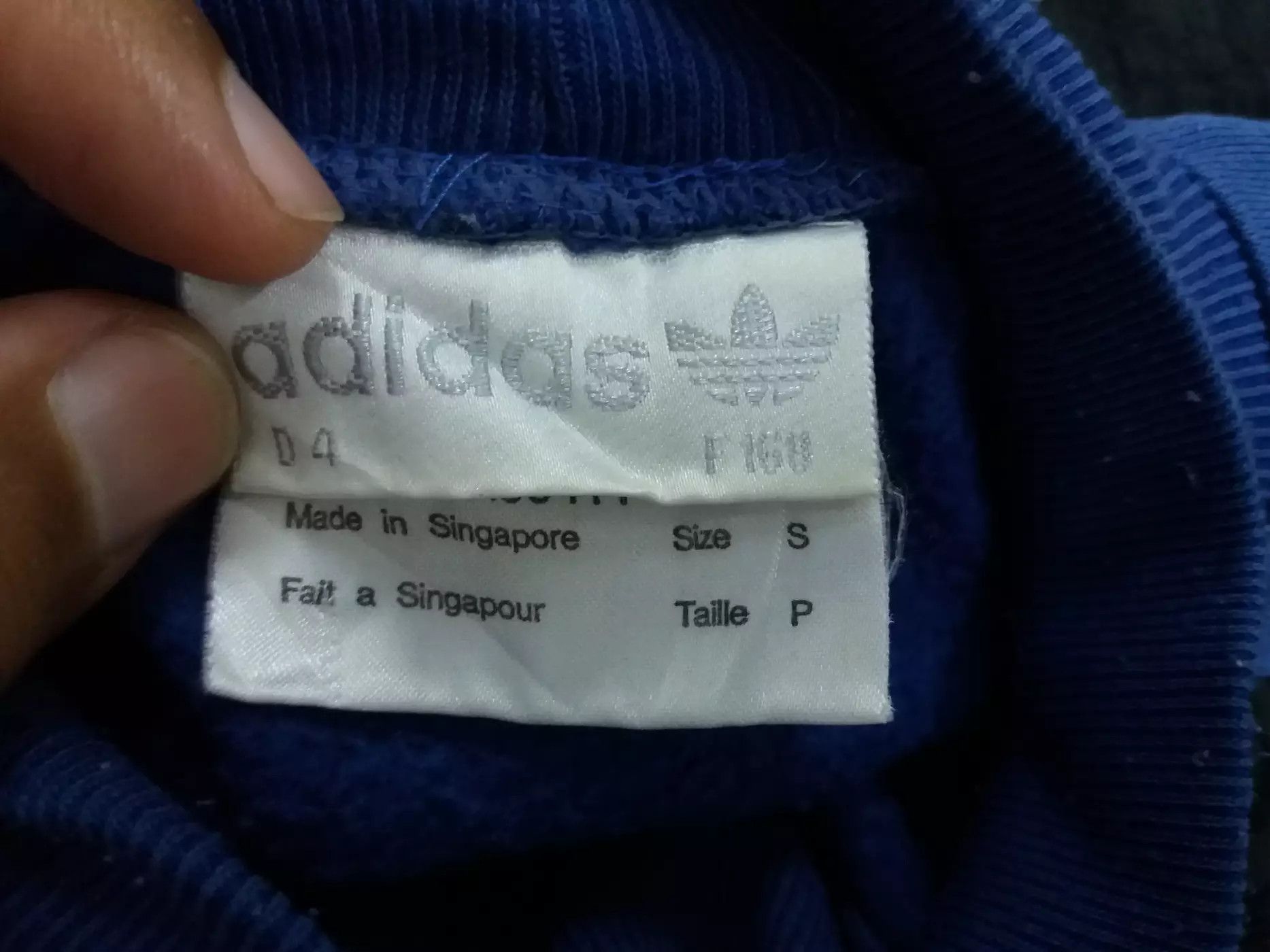 Adidas Vintage adidas trefoil sweatshirt made in singapore Size US L / EU 52-54 / 3 - 4 Thumbnail