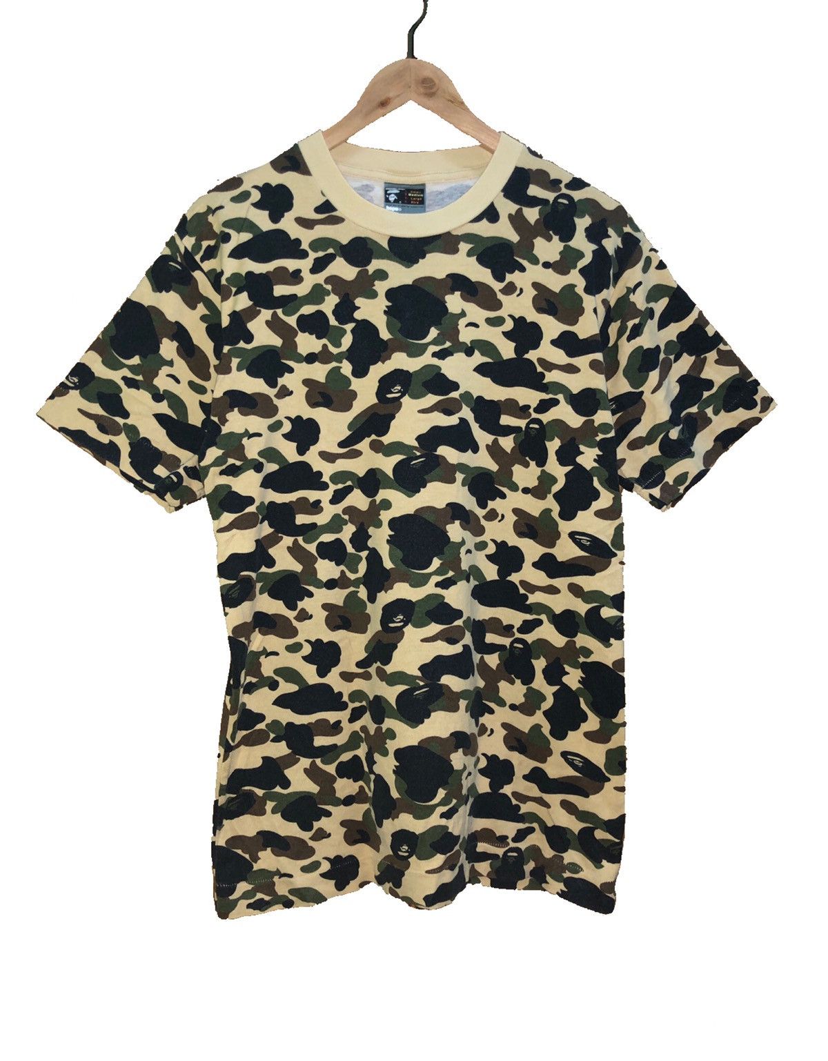 Bape 1st Camo Tee Size US M / EU 48-50 / 2 - 1 Thumbnail