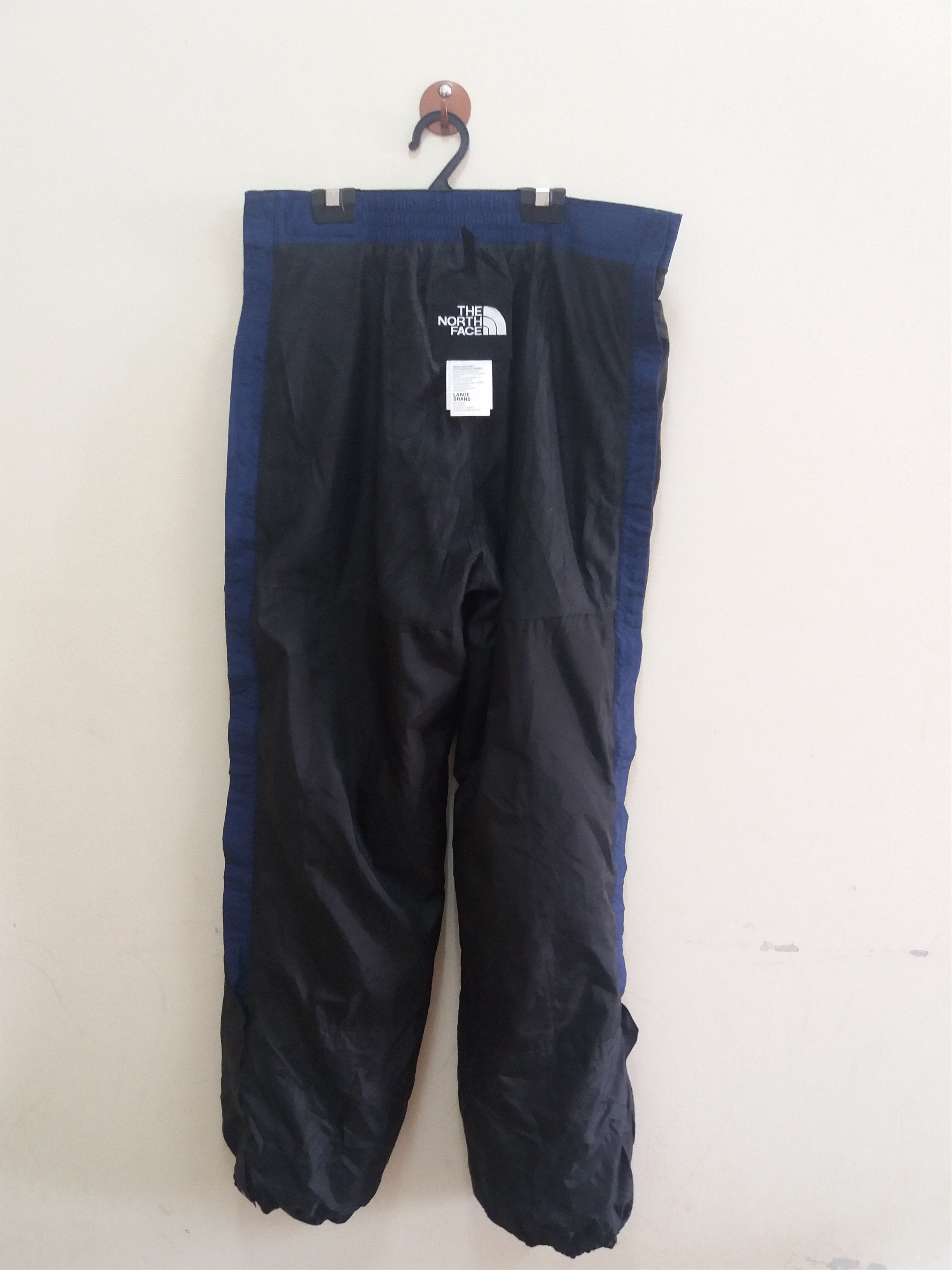 The North Face The North Face ski pants/100% nylon large size Size US 34 / EU 50 - 3 Thumbnail