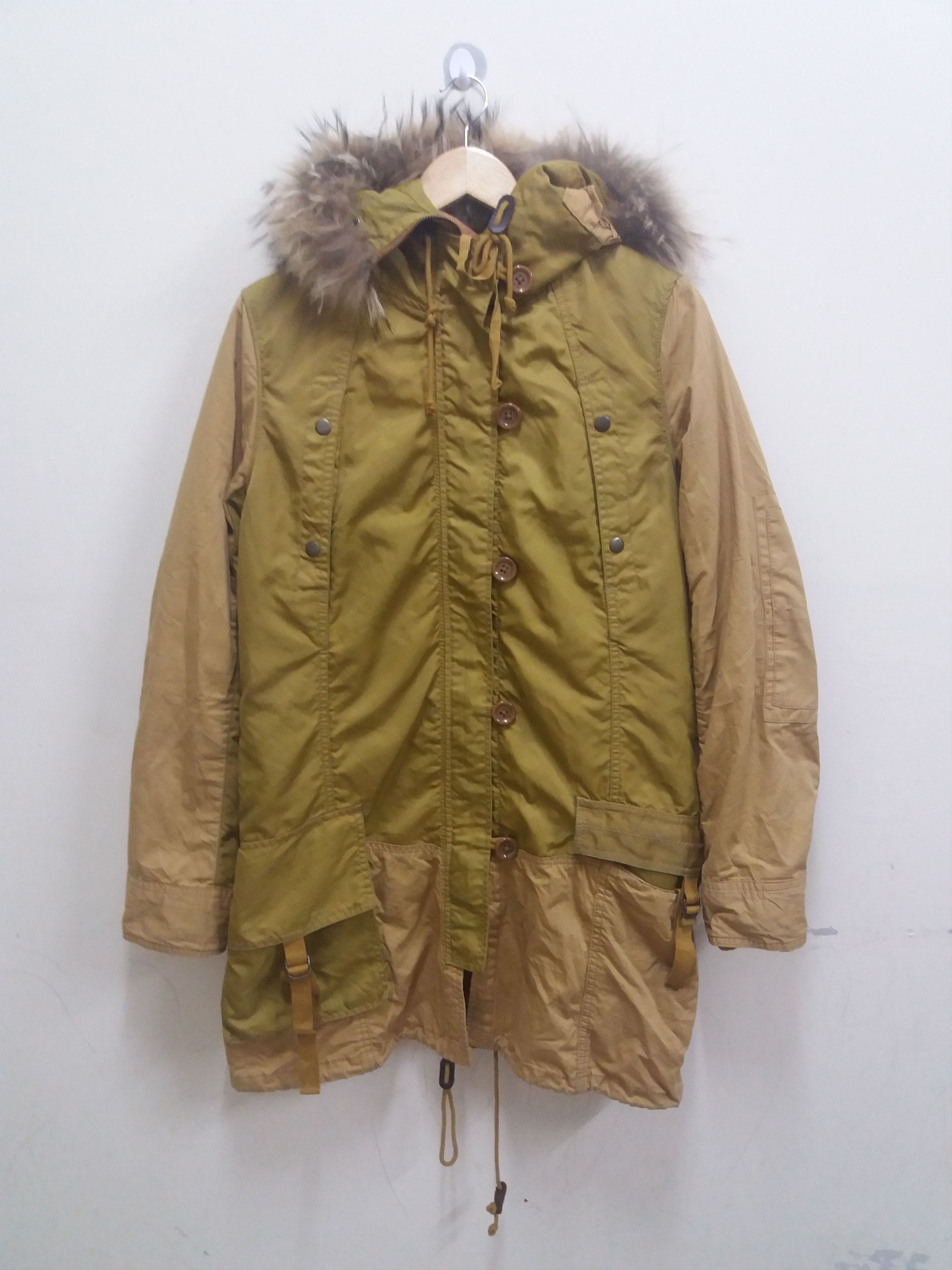 Avirex long jacket/parkas nice design with nice pocket
