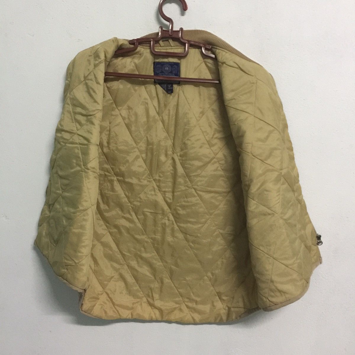 Gap Styling traditional design classic padded vest Size US L / EU 52-54 / 3 - 7 Thumbnail
