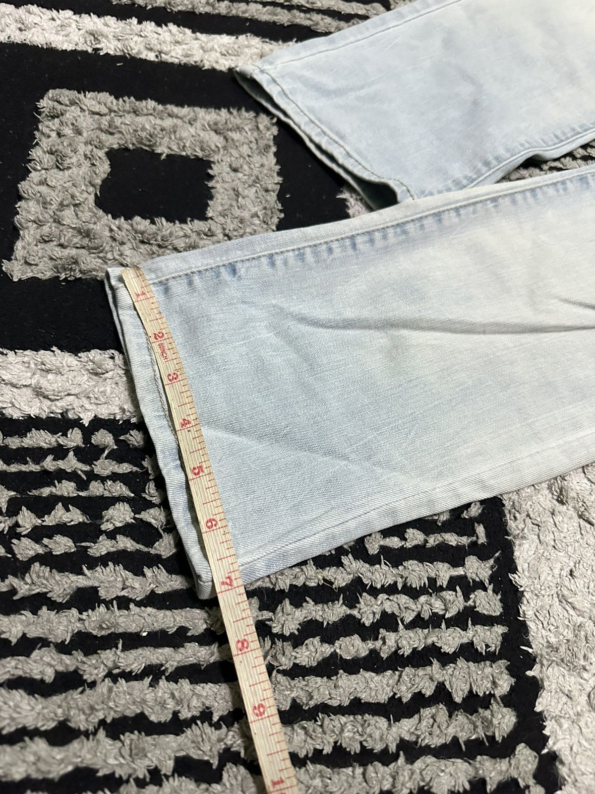 Guess 30x31 Guess light wash denim jeans Size 30" / US 8 / IT 44 - 8 Thumbnail