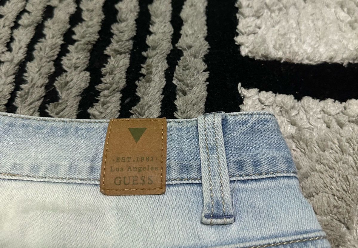Guess 30x31 Guess light wash denim jeans Size 30" / US 8 / IT 44 - 5 Thumbnail