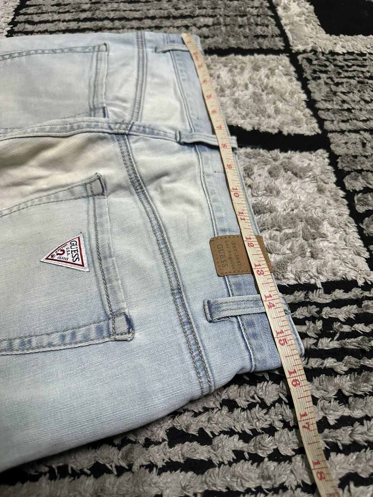 Guess 30x31 Guess light wash denim jeans Size 30" / US 8 / IT 44 - 6 Thumbnail