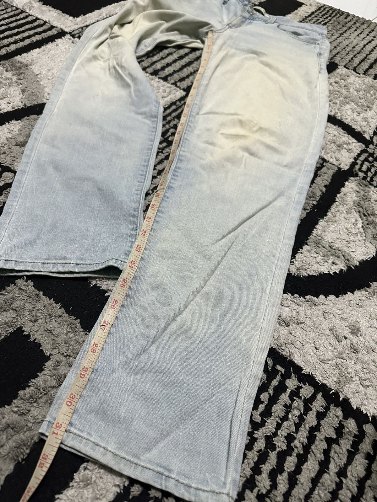 Guess 30x31 Guess light wash denim jeans Size 30" / US 8 / IT 44 - 9 Thumbnail