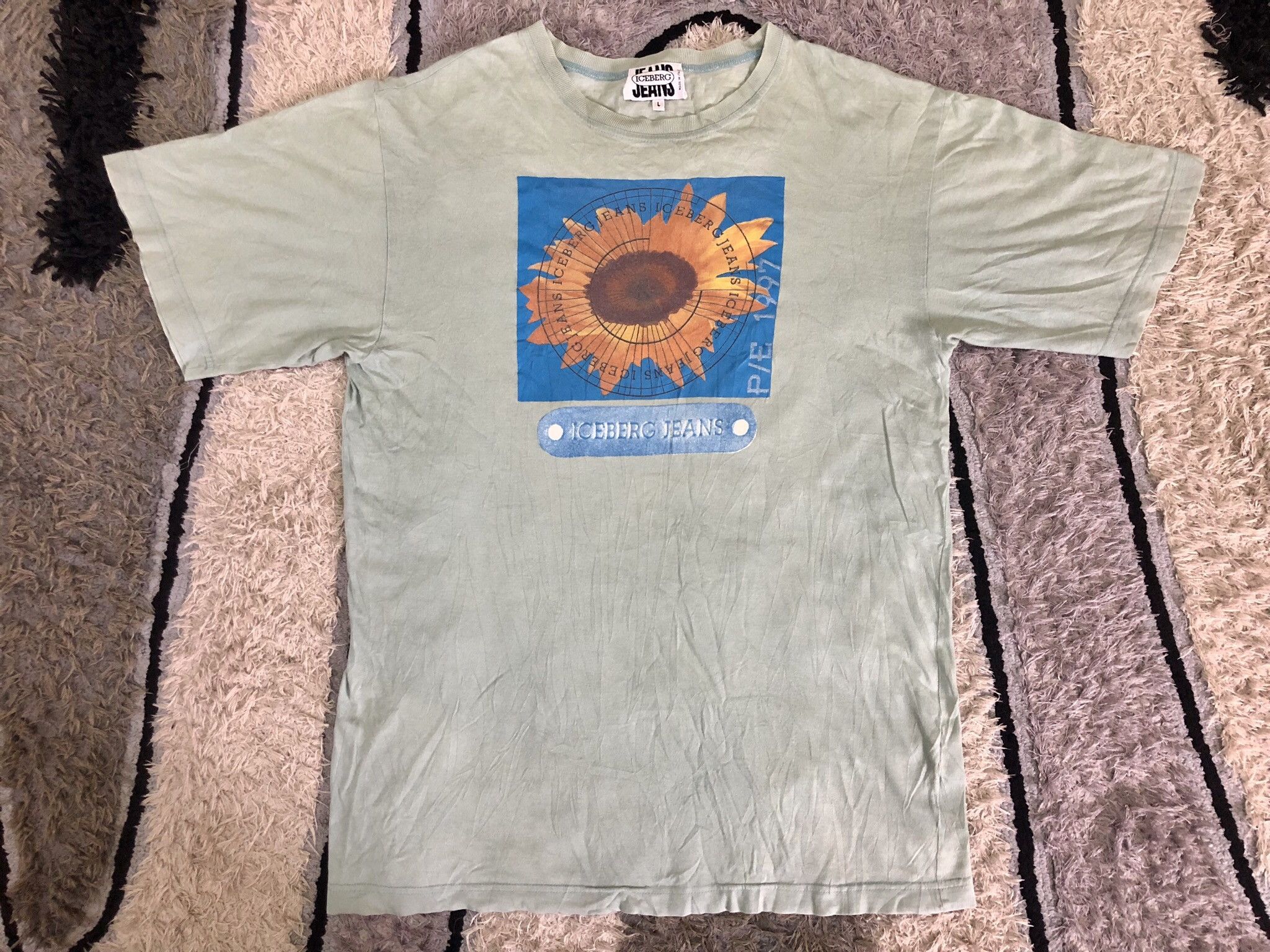Iceberg Rare Vintage 90s Iceberg jeans 1997 Tshirts Size US L / EU 52-54 / 3 - 1 Thumbnail