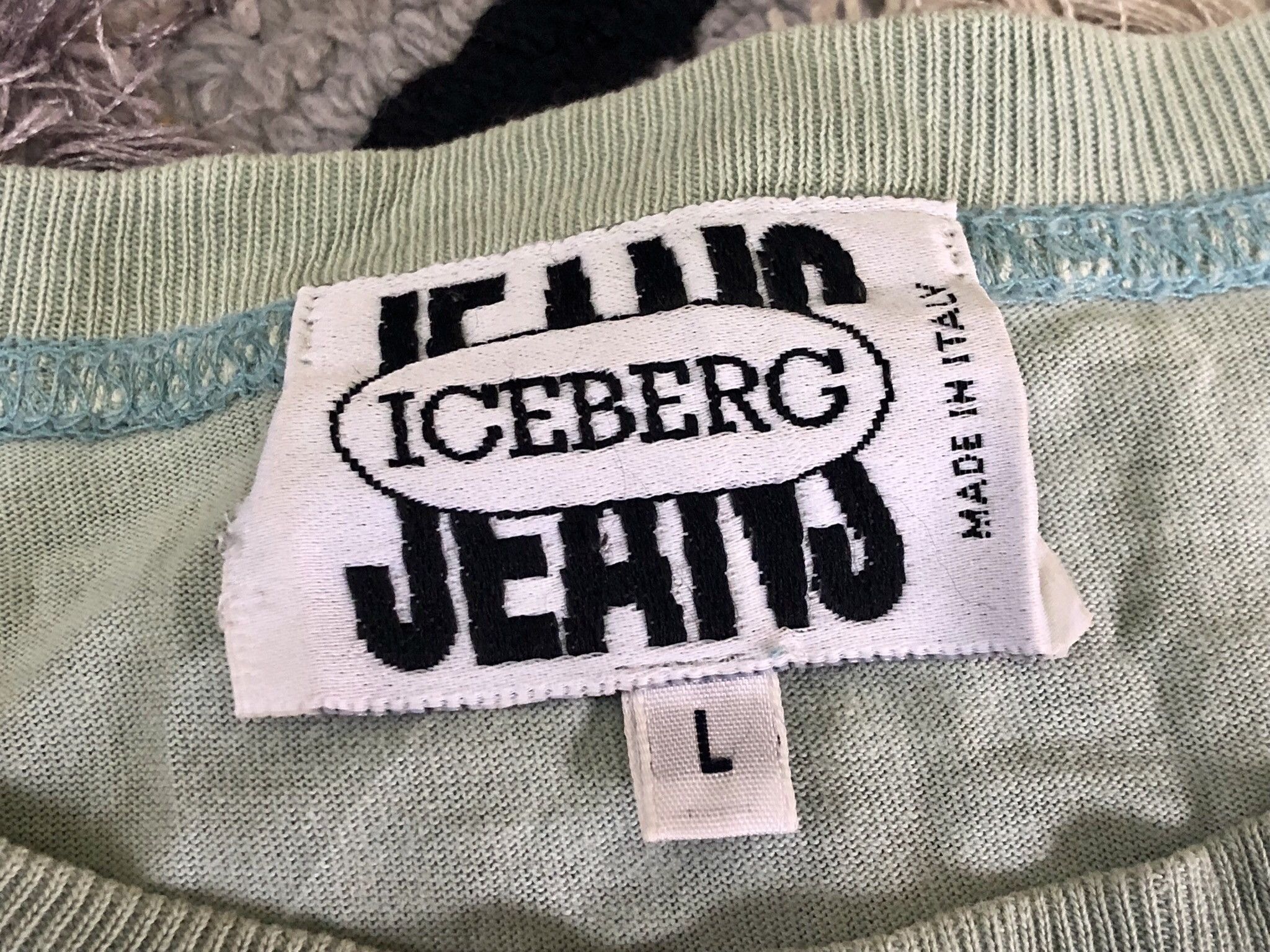 Iceberg Rare Vintage 90s Iceberg jeans 1997 Tshirts Size US L / EU 52-54 / 3 - 3 Thumbnail