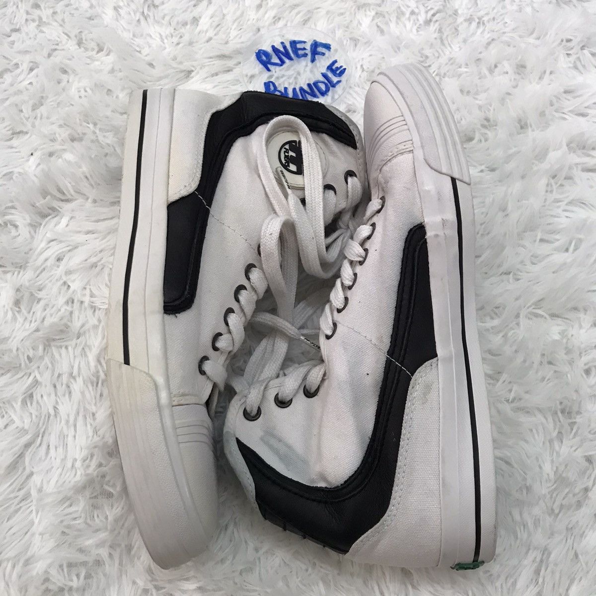 P.F. Flyers PF Flyers Glide 70’s Hi-top Size US 8 / EU 41 - 2 Thumbnail
