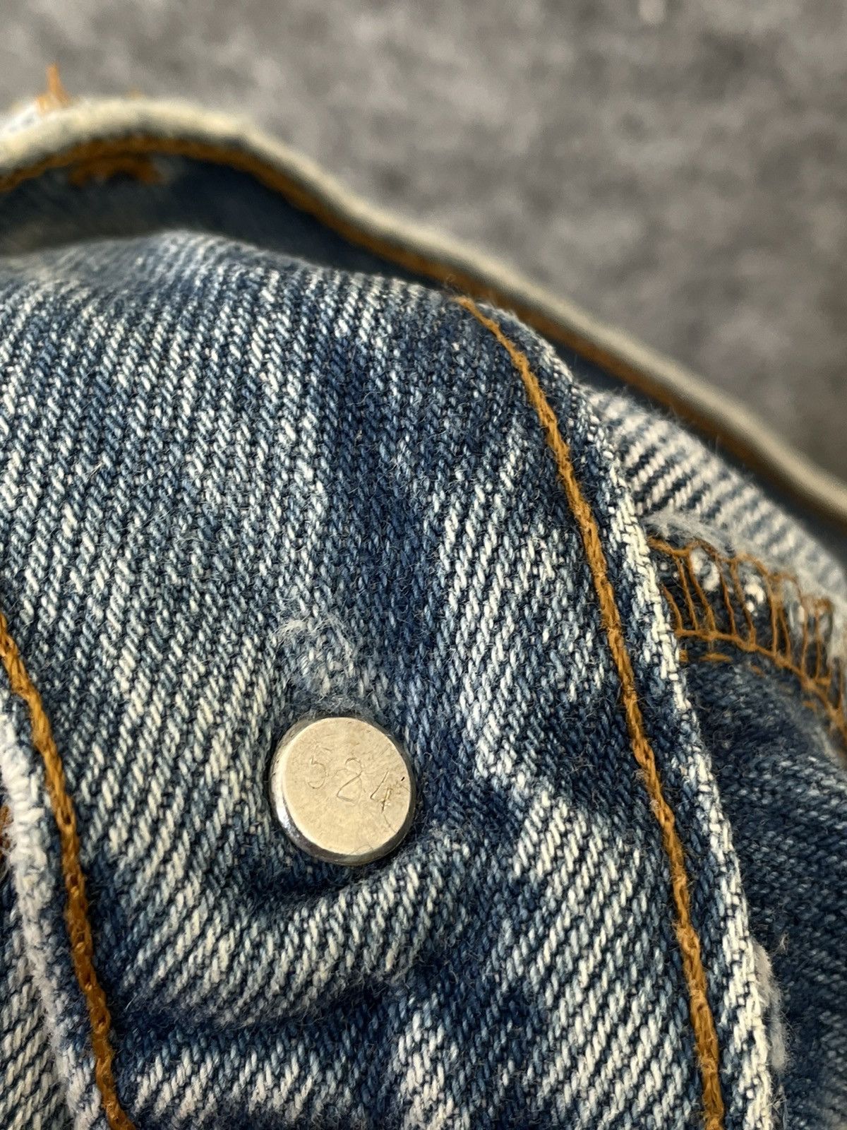 Levi's VINTAGE 501 LEVIS REWORKED Size US 34 / EU 50 - 10 Thumbnail