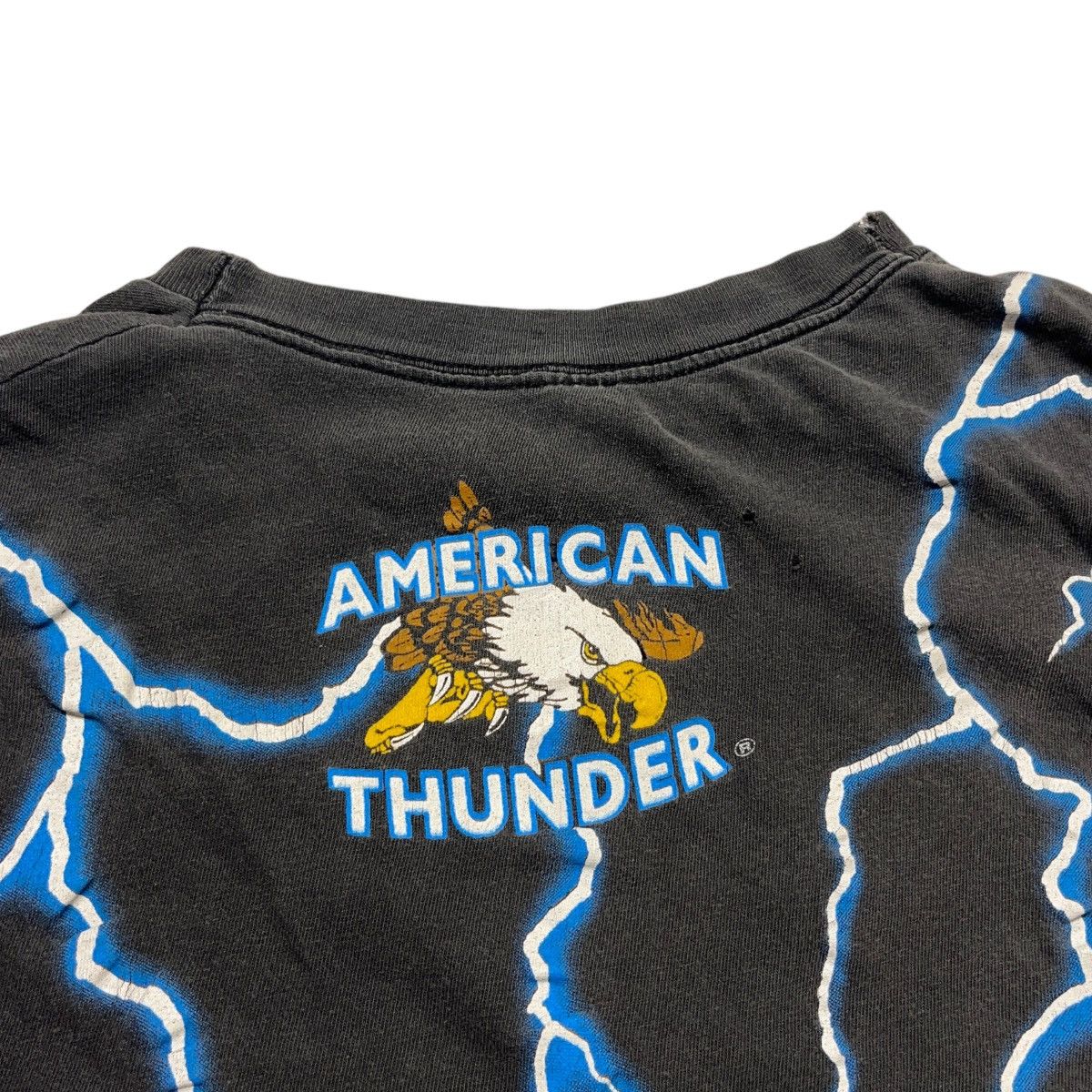 Vintage 90s American Thunder Native American & Eagle Tee Size US L / EU 52-54 / 3 - 5 Thumbnail