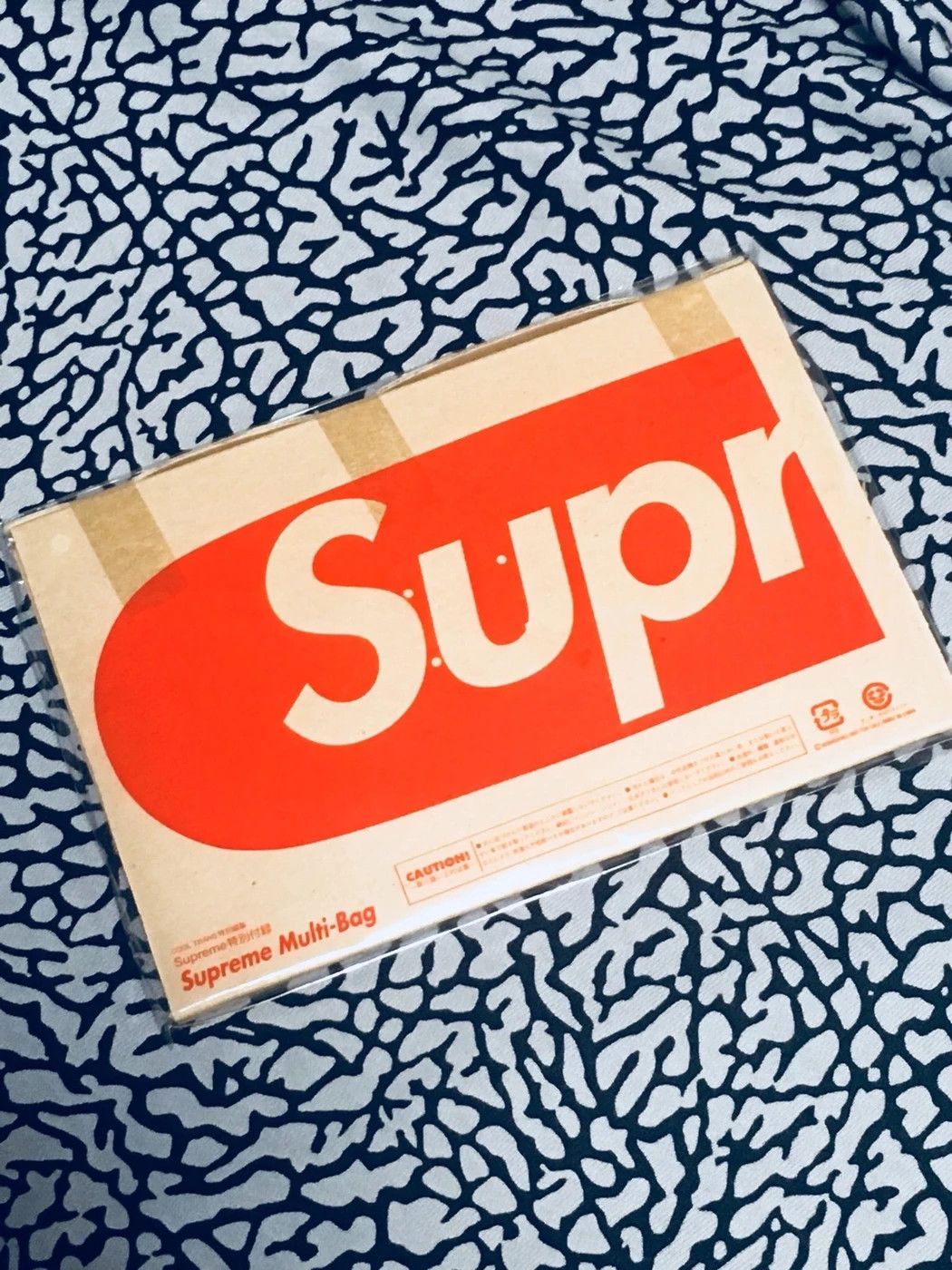 Supreme 🔥 DS! Supreme Box Logo Bag Laptop Sleeve Multi Bag Size ONE SIZE - 1 Thumbnail