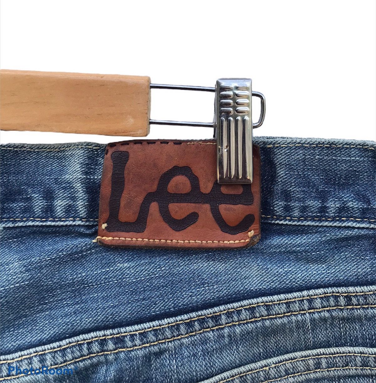 Lee 32x27 Vintage Lee sanforized selvedge light wash blue jeans Size US 34 / EU 50 - 6 Thumbnail