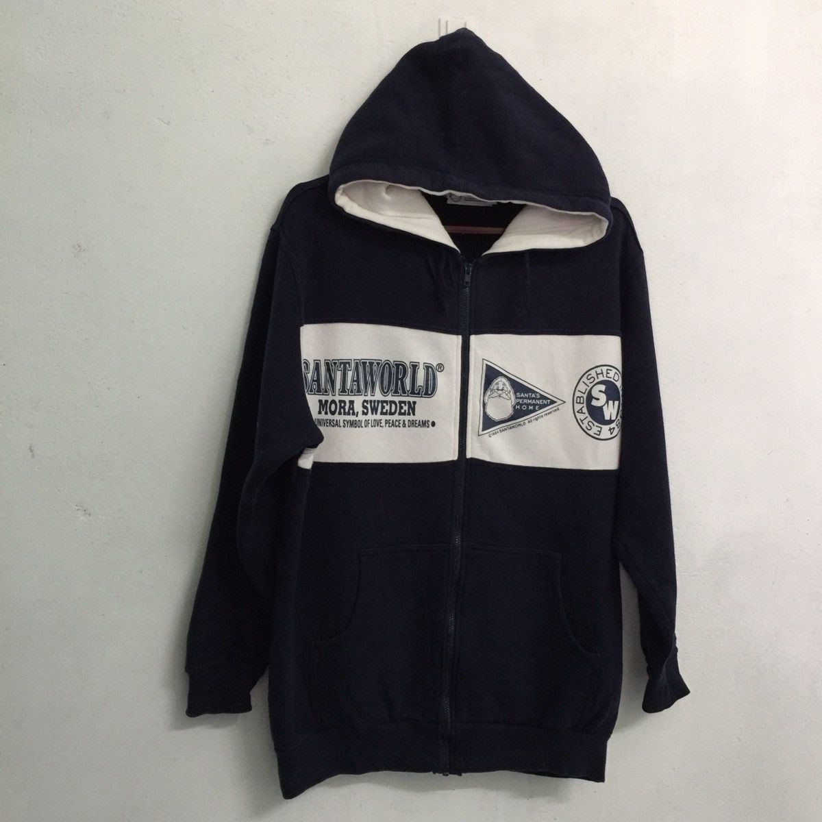 Japanese Brand Rare Vintage 1984 Santaworld Zipper Hoodie made in Japan Size US L / EU 52-54 / 3 - 5 Thumbnail