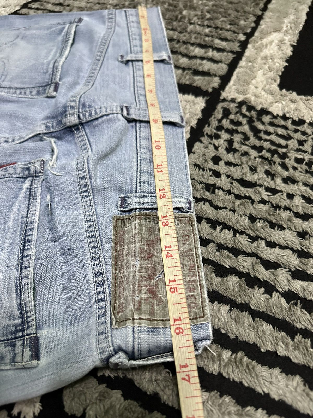 Levi's 32x26 Vintage levi’s cargo blue denim pants Size US 32 / EU 48 - 9 Thumbnail