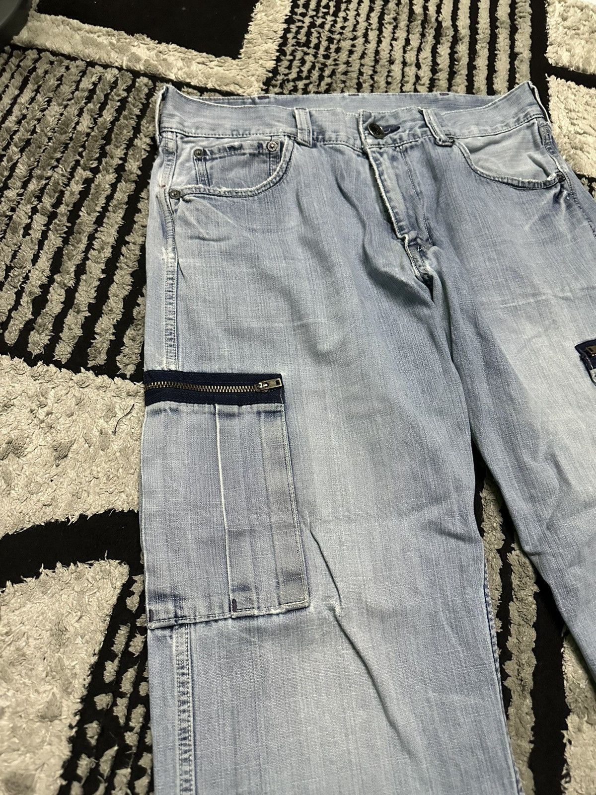 Levi's 32x26 Vintage levi’s cargo blue denim pants Size US 32 / EU 48 - 4 Thumbnail