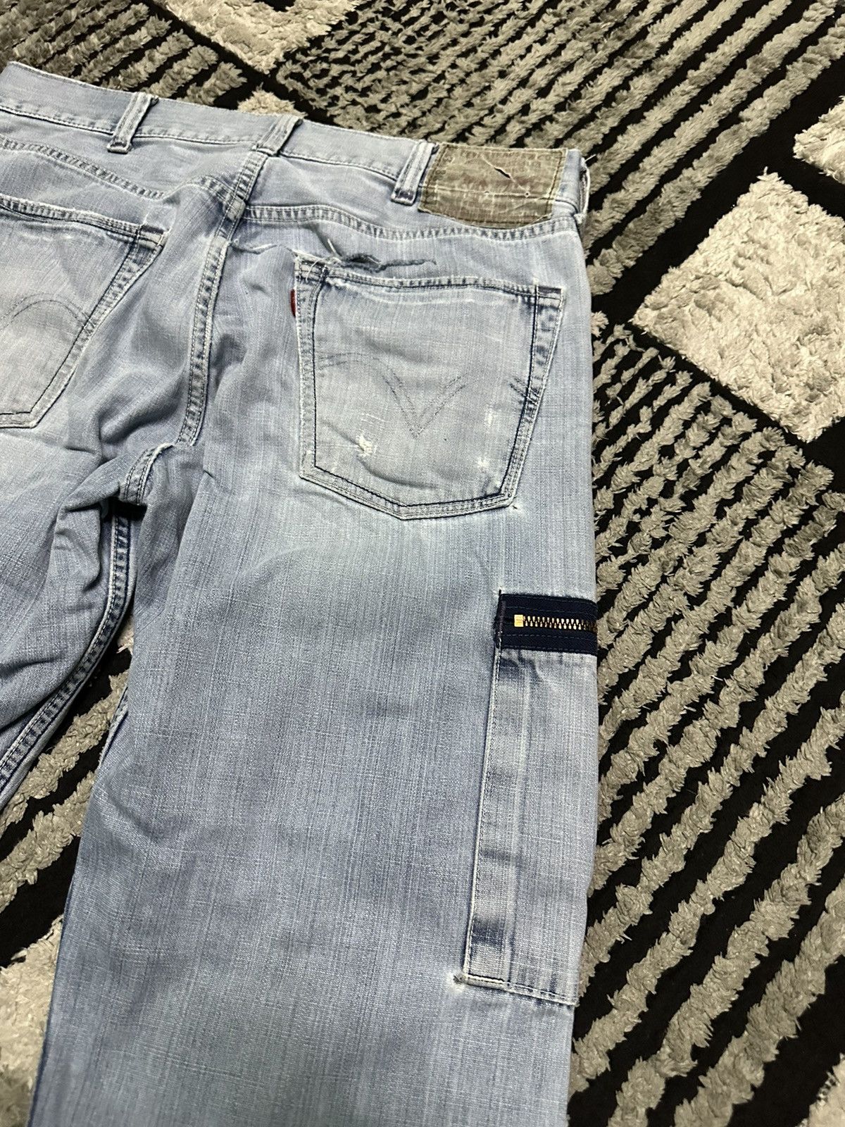 Levi's 32x26 Vintage levi’s cargo blue denim pants Size US 32 / EU 48 - 7 Thumbnail