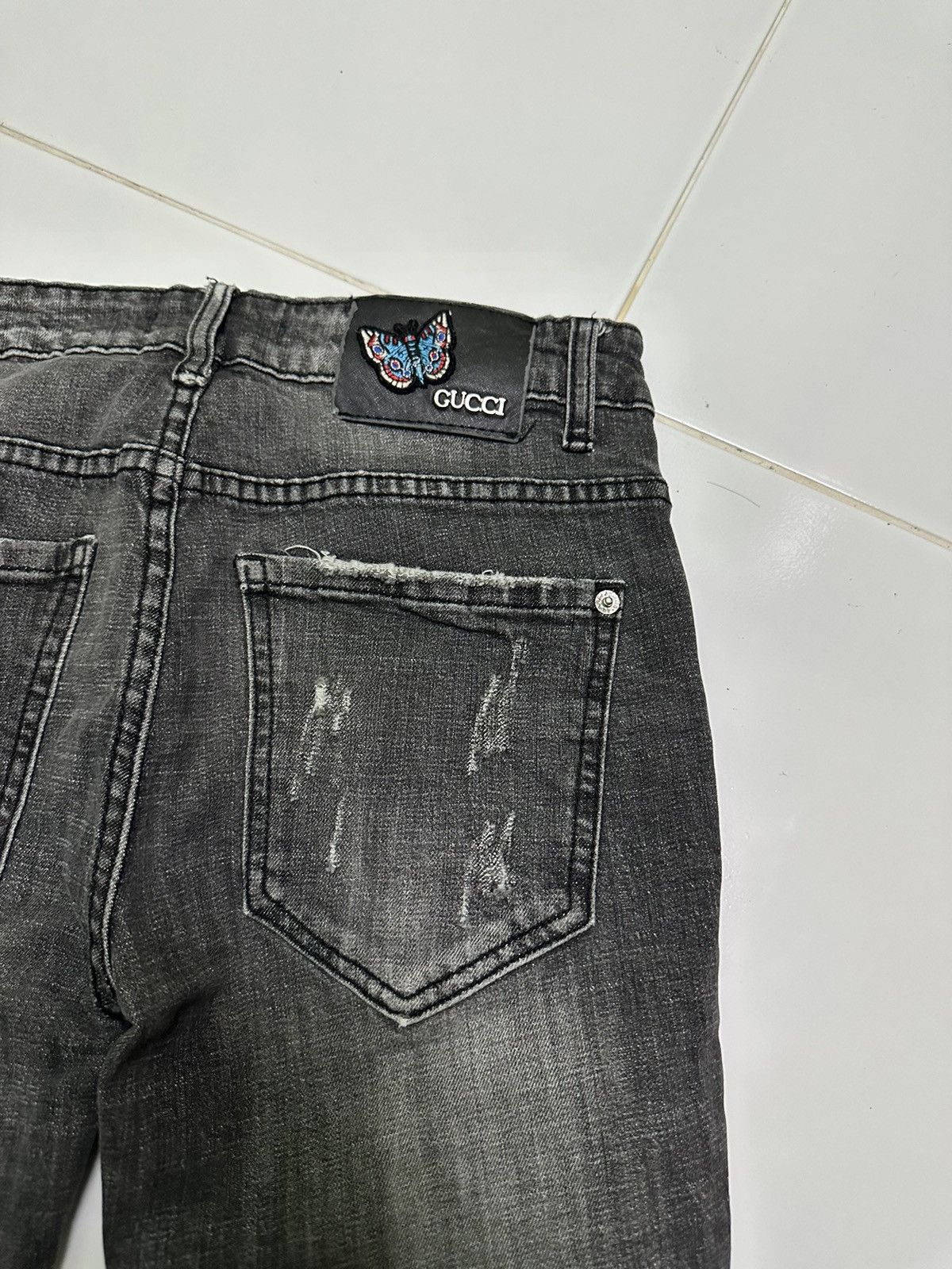 Japanese Brand 28x25 Gucci custom patchwork denim jeans Size 28" / US 6 / IT 42 - 5 Thumbnail