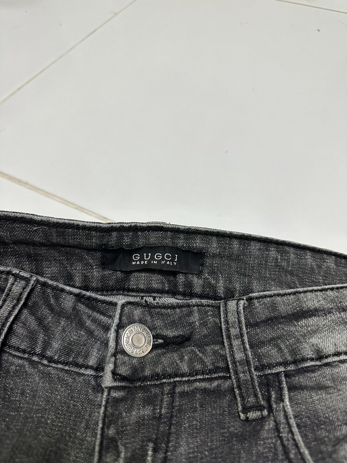 Japanese Brand 28x25 Gucci custom patchwork denim jeans Size 28" / US 6 / IT 42 - 4 Thumbnail