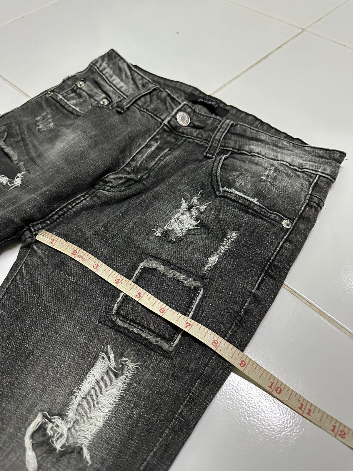 Japanese Brand 28x25 Gucci custom patchwork denim jeans Size 28" / US 6 / IT 42 - 11 Thumbnail