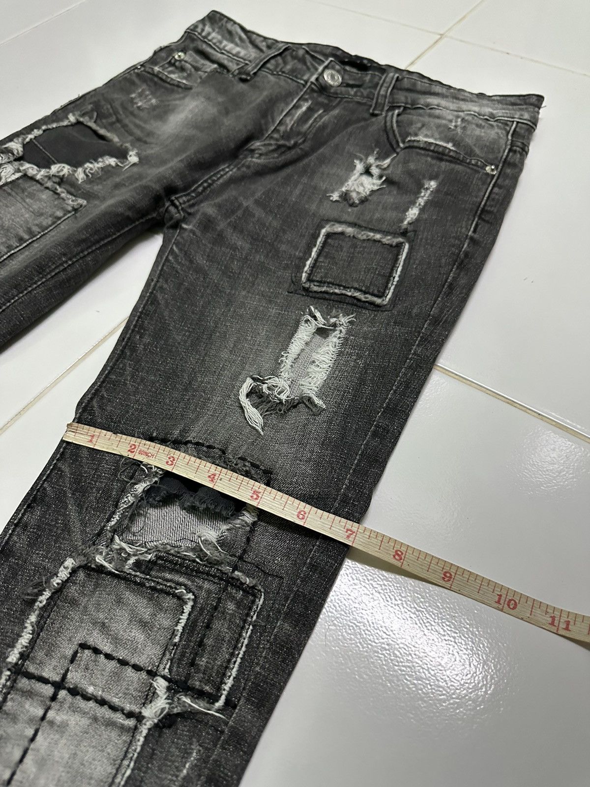 Japanese Brand 28x25 Gucci custom patchwork denim jeans Size 28" / US 6 / IT 42 - 10 Thumbnail