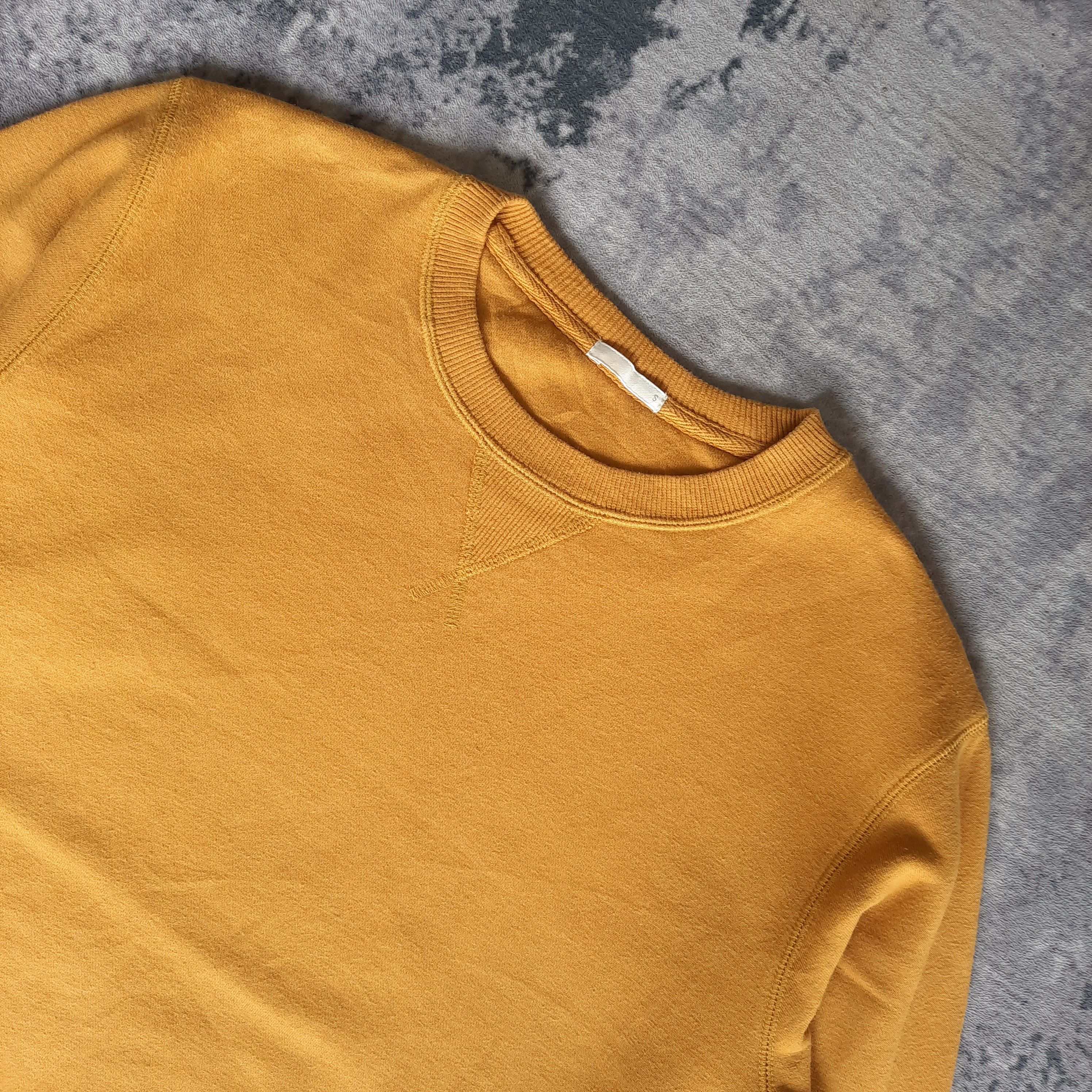 GU × Japanese Brand 🔥Gu global plain yellow mustard crewneck sweatshirt Size US S / EU 44-46 / 1 - 2 Thumbnail