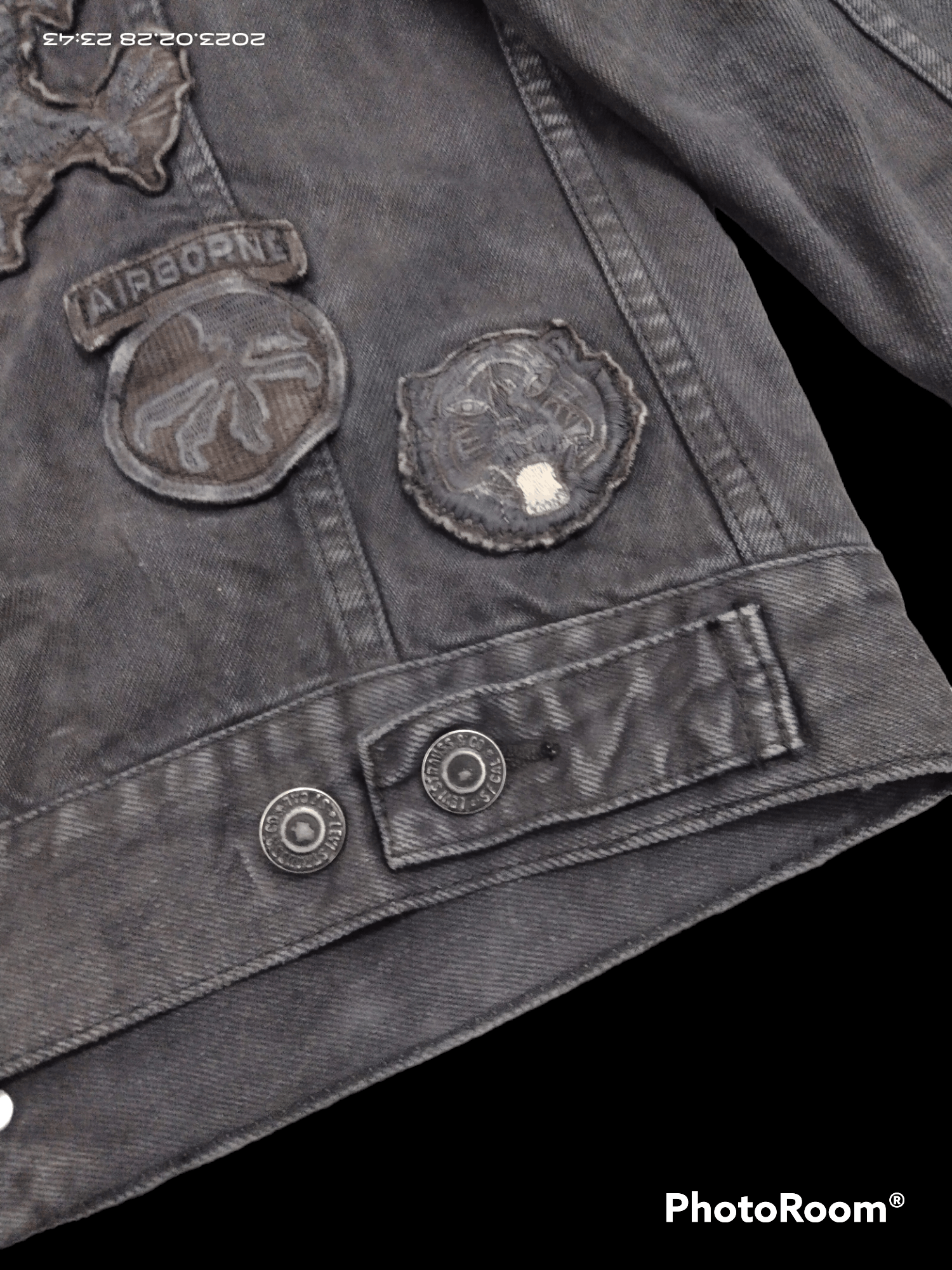 Levi's DiSTRESSED SUN FADED PACTHWORK LEVIS DENIM JACKET Size US S / EU 44-46 / 1 - 6 Thumbnail