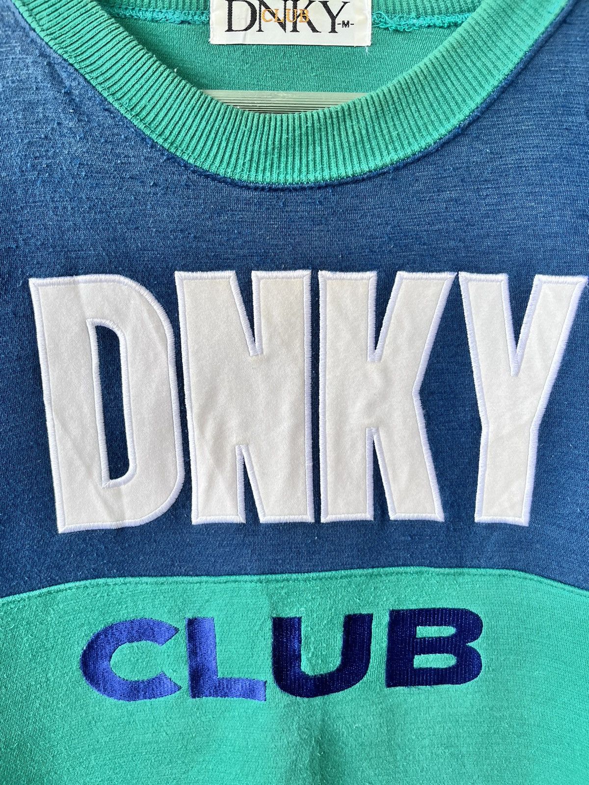Japanese Brand Vintage 80s DNKY CLUB Big Logo Sweatshirt Size US M / EU 48-50 / 2 - 3 Thumbnail