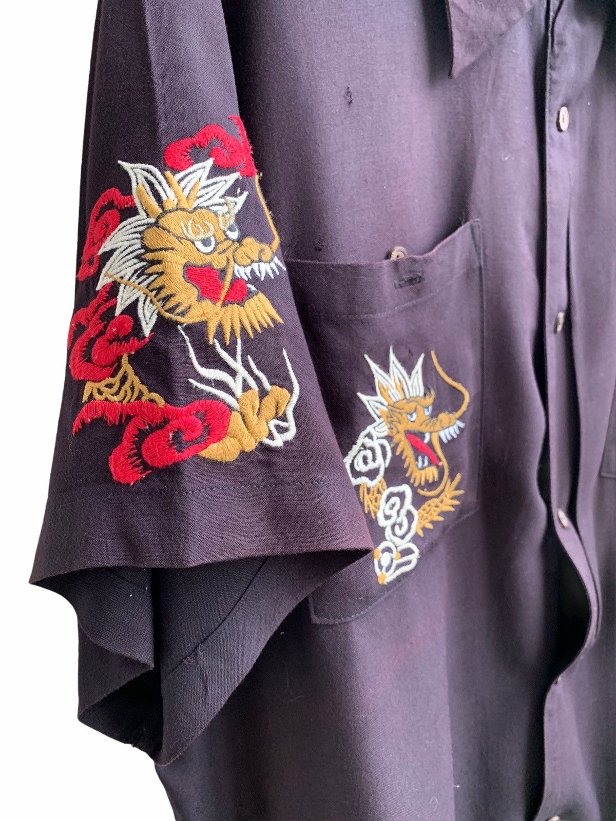 Japanese Brand Vintage Rayon Sukajan Embroidery Dragons Button Hup Shirts Size US L / EU 52-54 / 3 - 11 Thumbnail