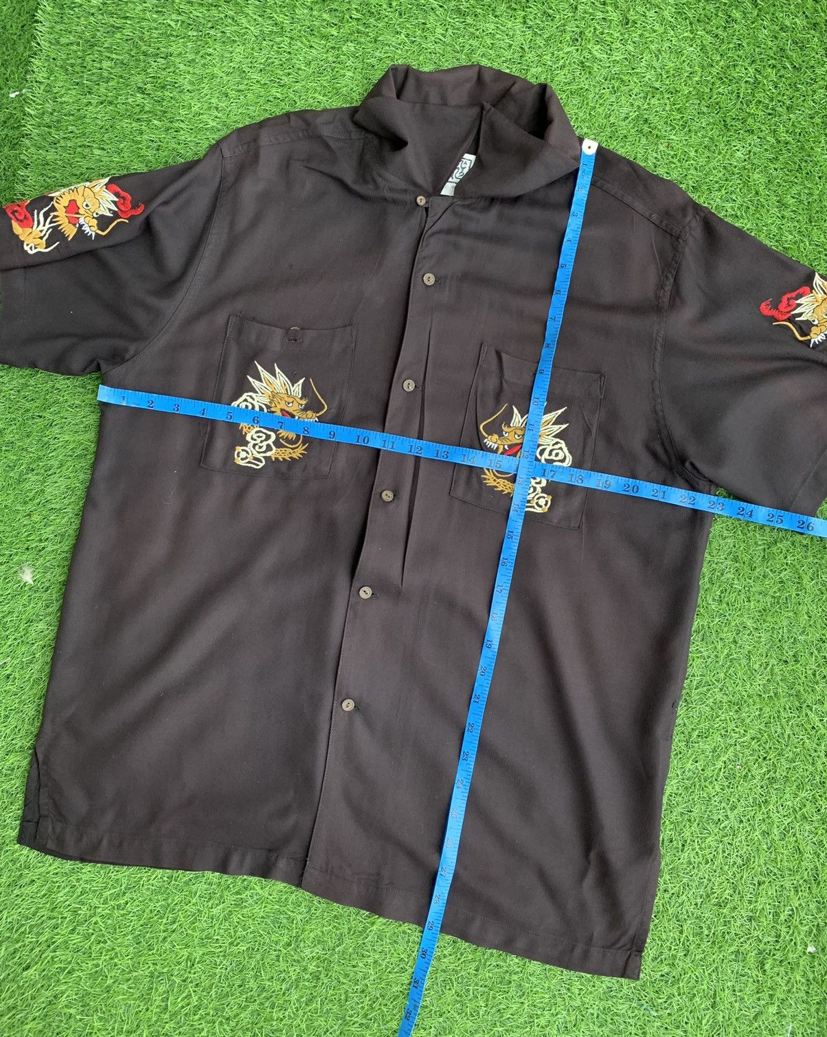 Japanese Brand Vintage Rayon Sukajan Embroidery Dragons Button Hup Shirts Size US L / EU 52-54 / 3 - 17 Thumbnail