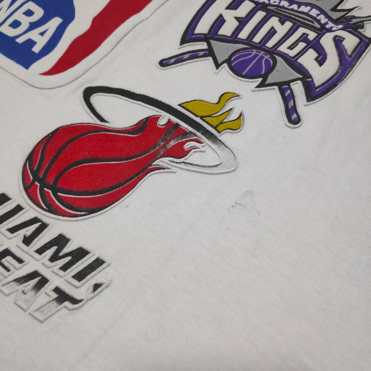 NBA × Nike × Vintage Vintage Nike Team NBA Multi Logo T Shirt Size US XL / EU 56 / 4 - 7 Thumbnail