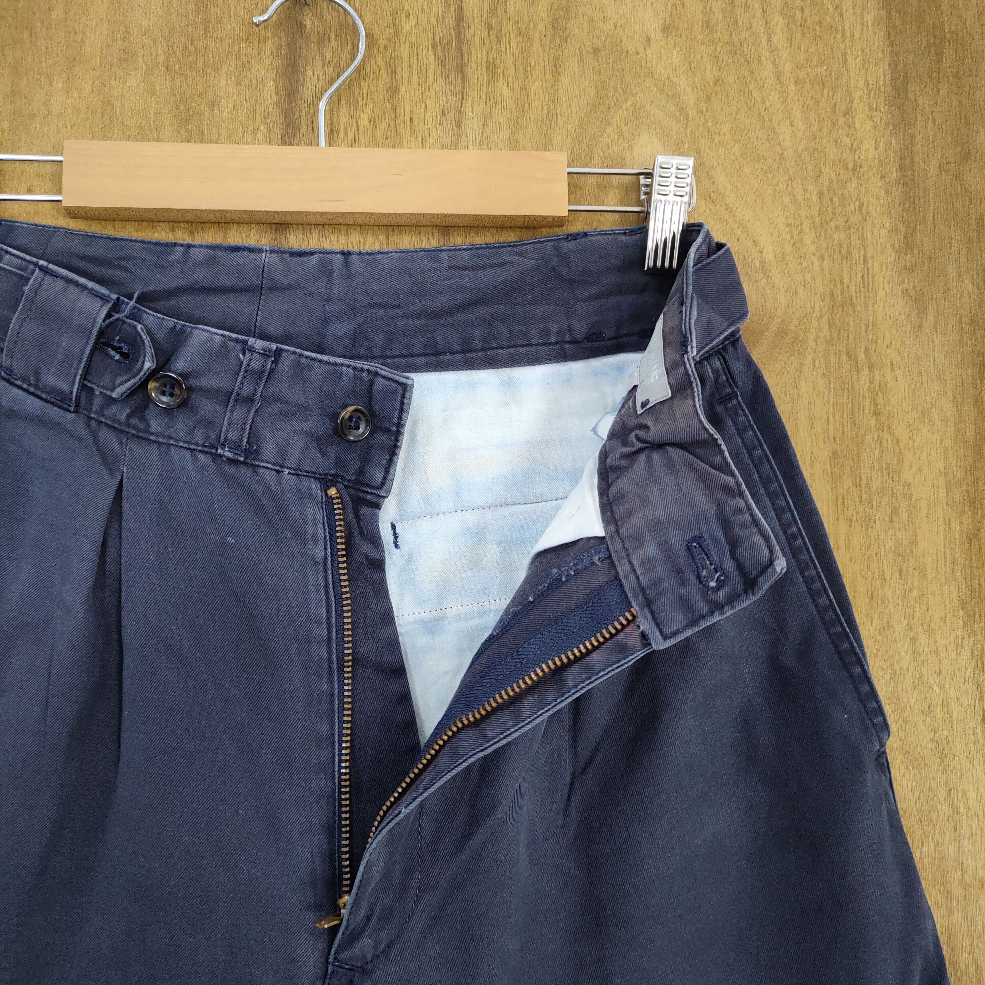 Comme des Garcons COMME DES GARCONS FADED TROUSERS CHINO PANTS Size US 26 / EU 42 - 3 Thumbnail