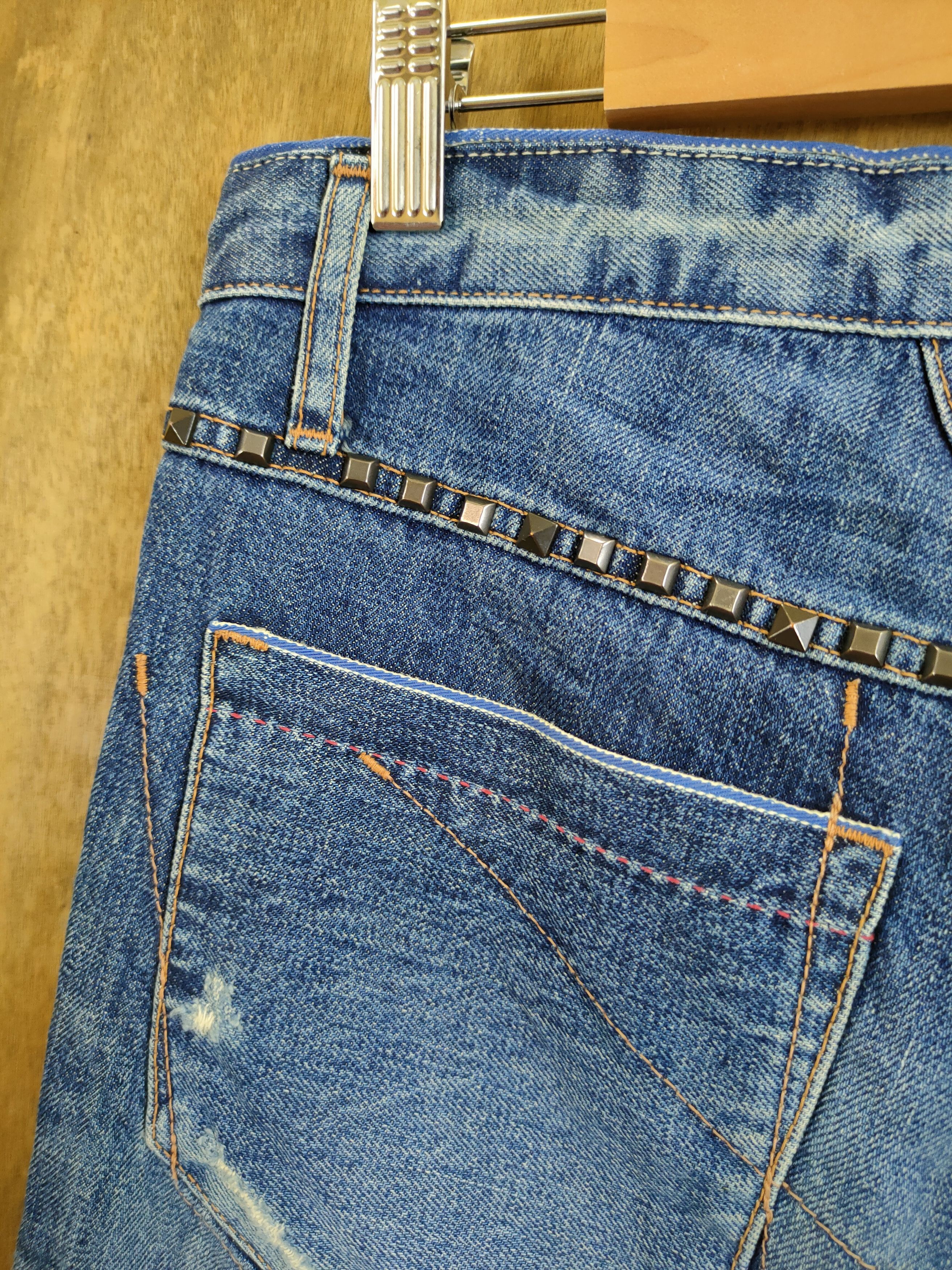 Marithe + Francois Girbaud DL Marithe Francois Girbaud distressed denim pants #46-745 Size US 30 / EU 46 - 13 Thumbnail
