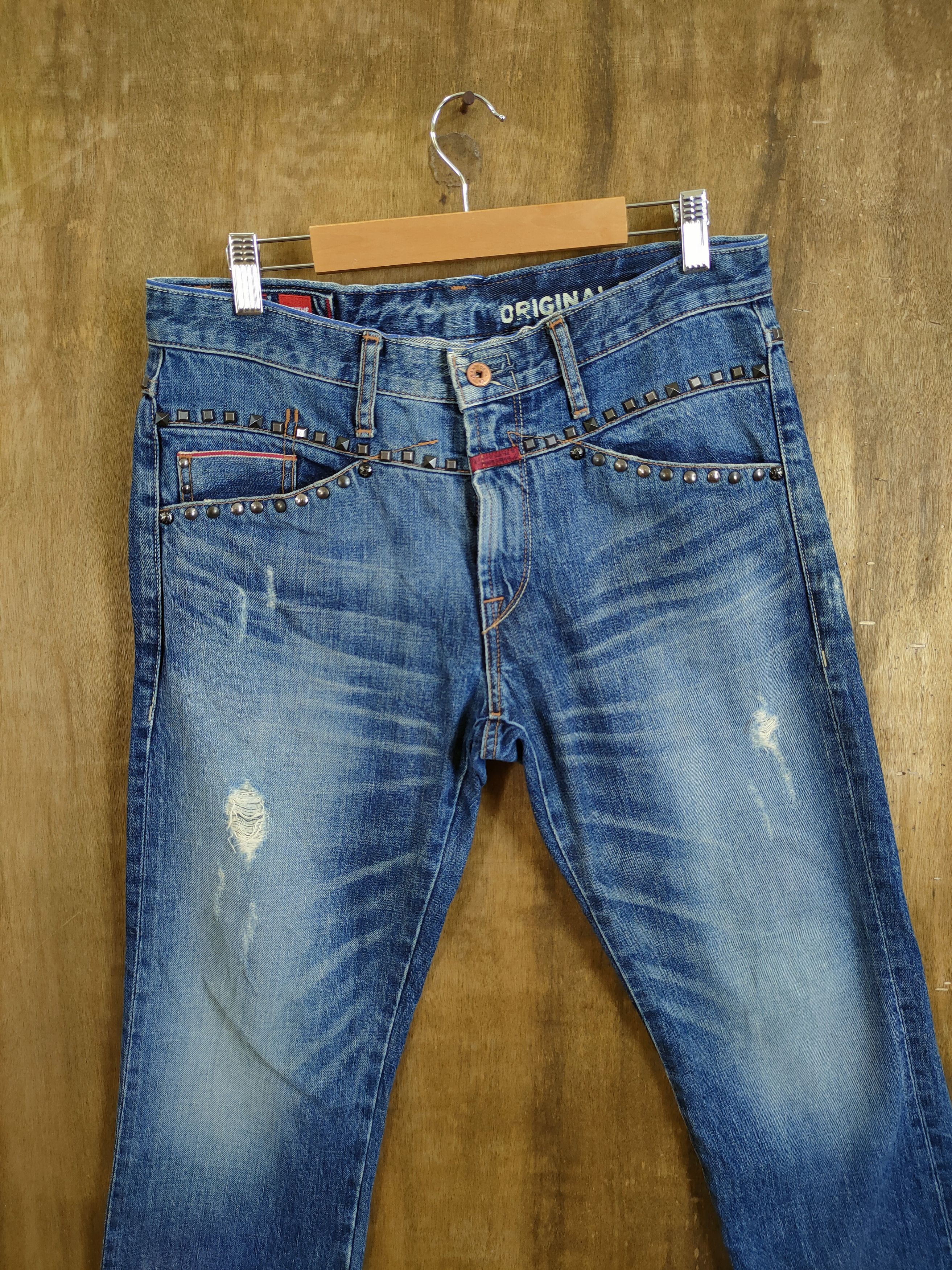 Marithe + Francois Girbaud DL Marithe Francois Girbaud distressed denim pants #46-745 Size US 30 / EU 46 - 4 Thumbnail