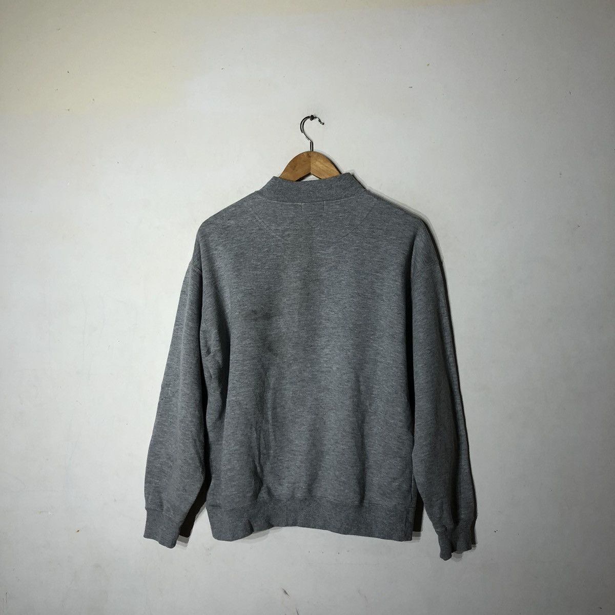 Vintage Vintage ELF Turtle Neck Sweatshirt Size US L / EU 52-54 / 3 - 7 Thumbnail