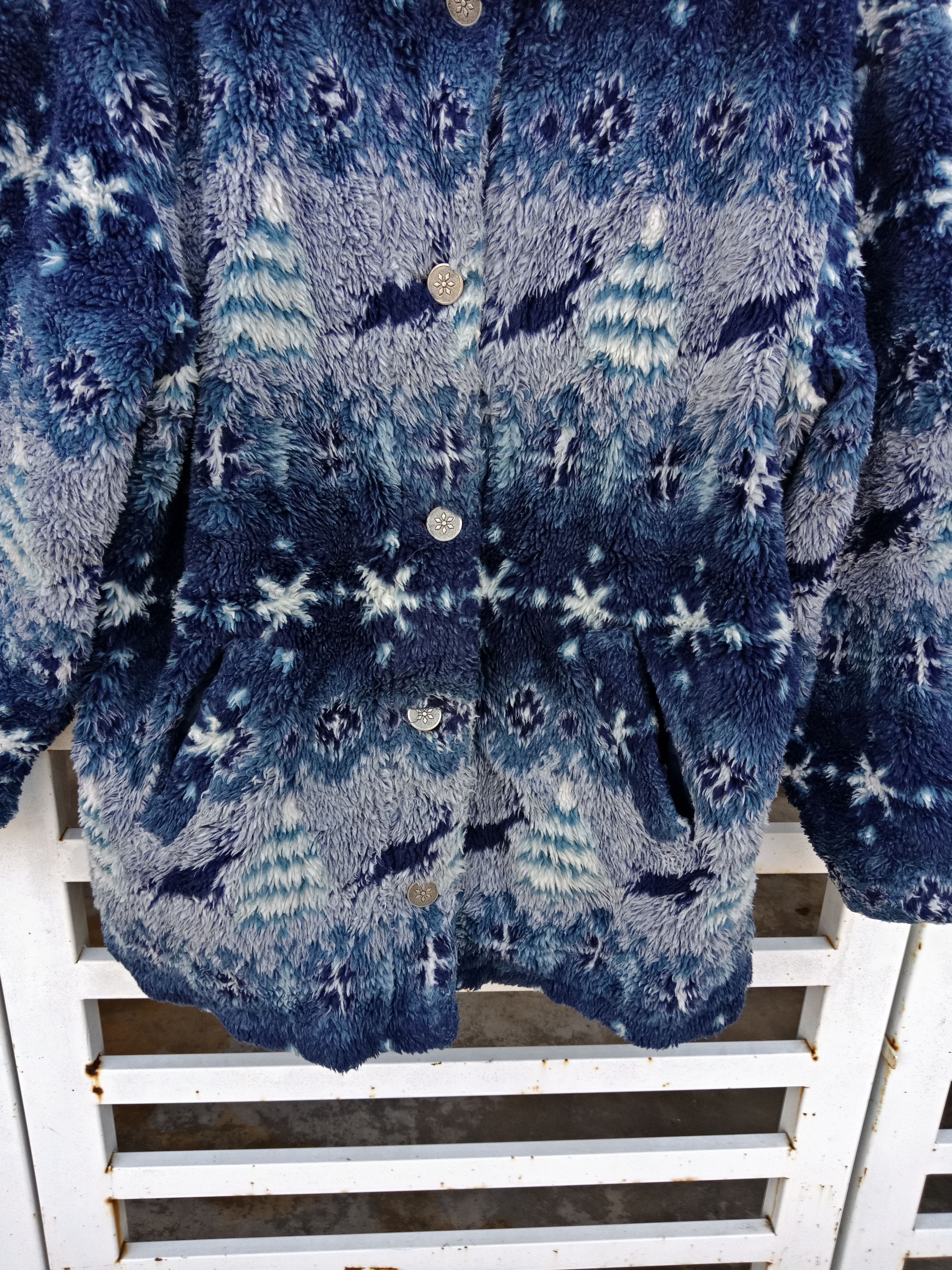 L.L. Bean L.L. Bean Fleece Christmas Pattern Sweater Made in USA Size US M / EU 48-50 / 2 - 6 Thumbnail
